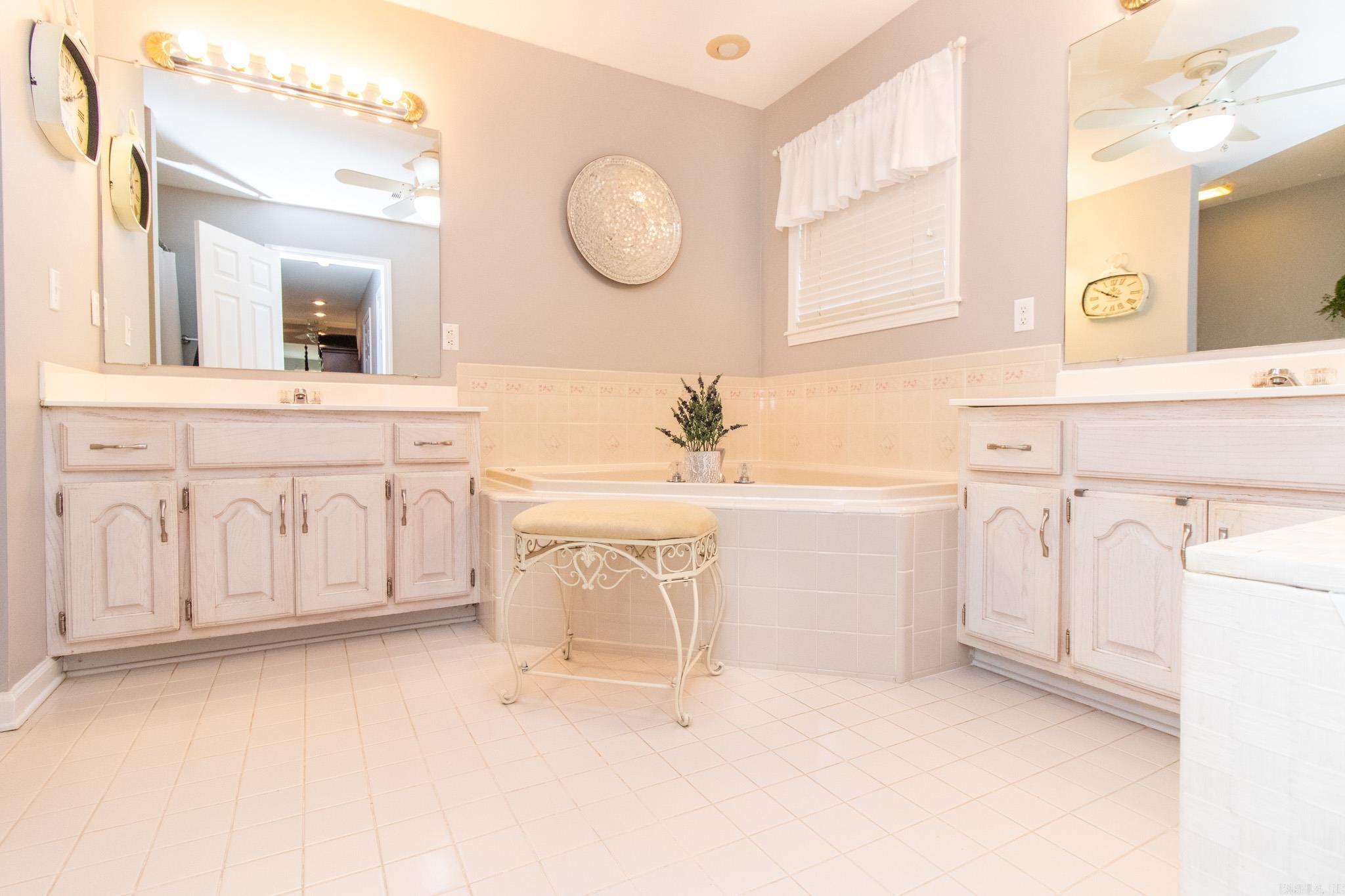 BRIARCREST - Residential