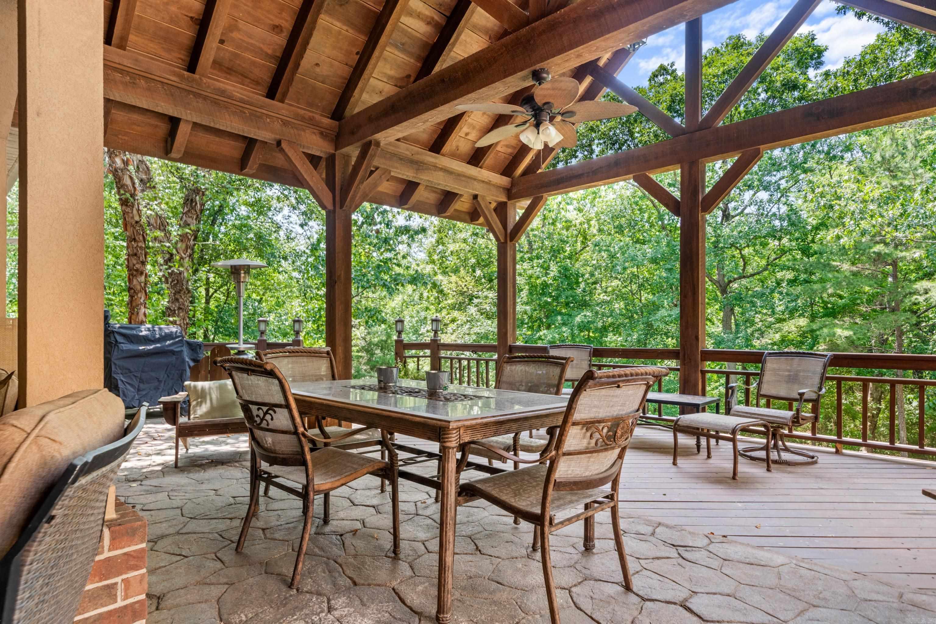 QUAIL RIDGE ESTATES - Residential