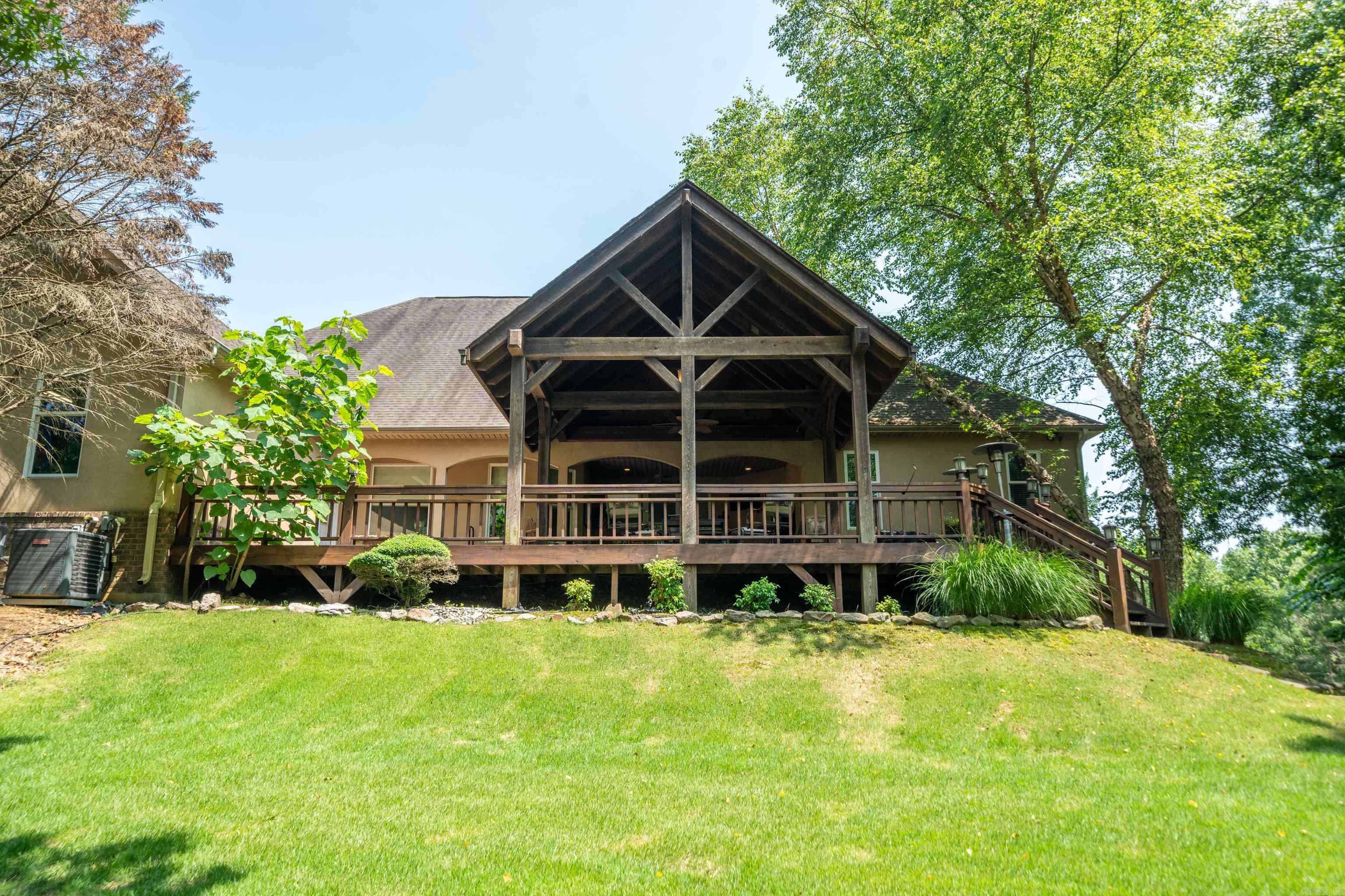 QUAIL RIDGE ESTATES - Residential