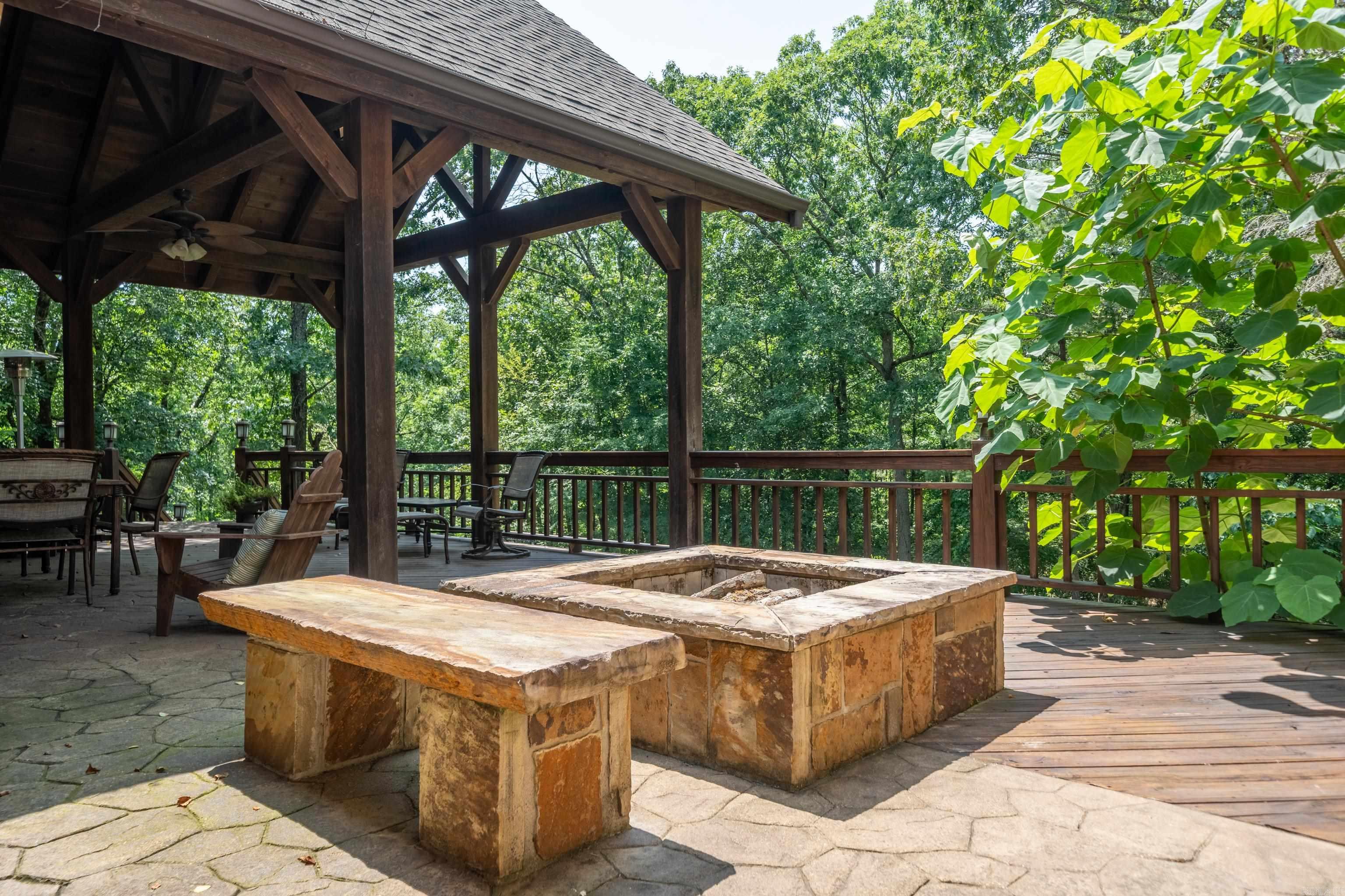 QUAIL RIDGE ESTATES - Residential