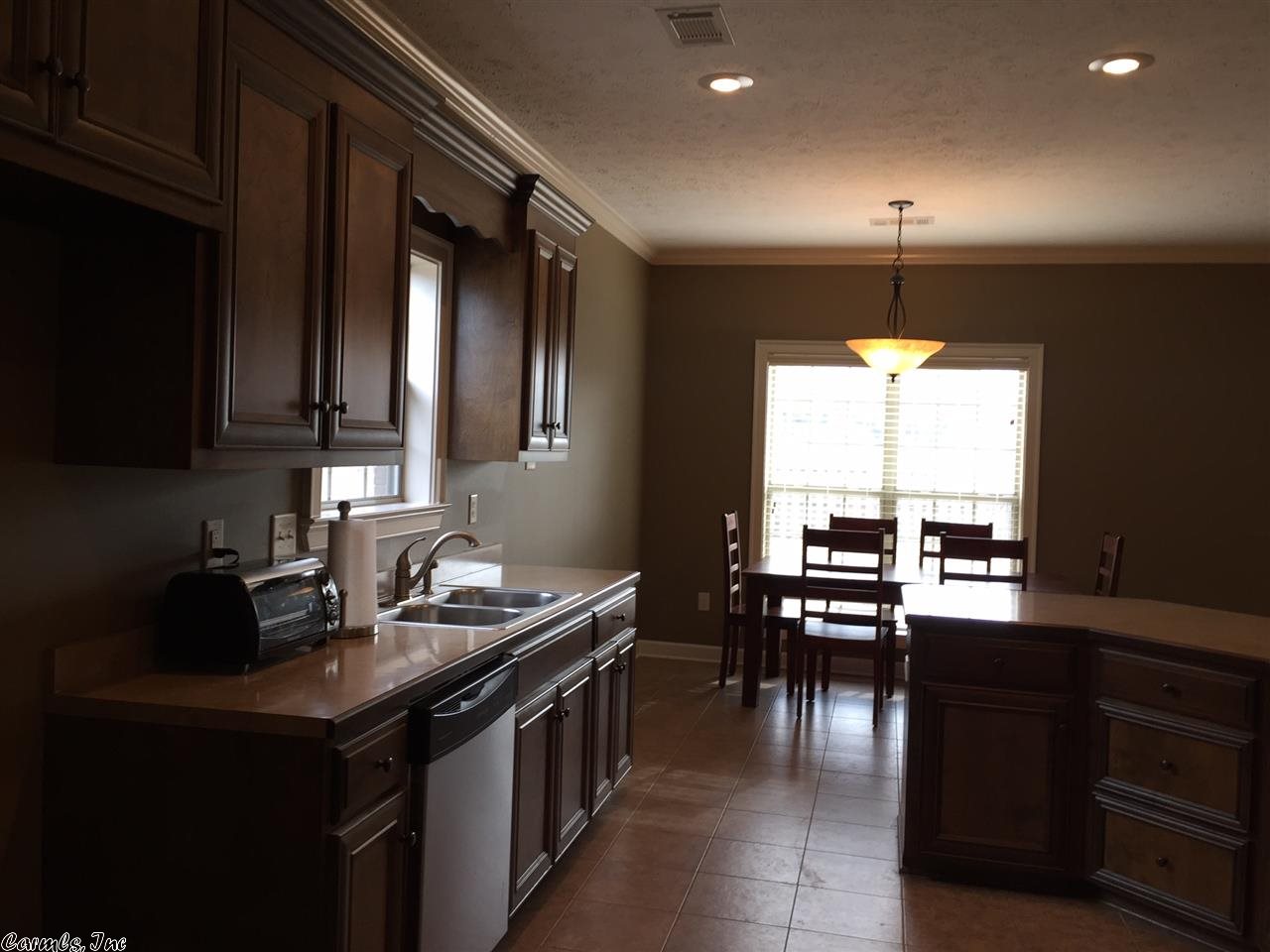 Oak Tree - Residential