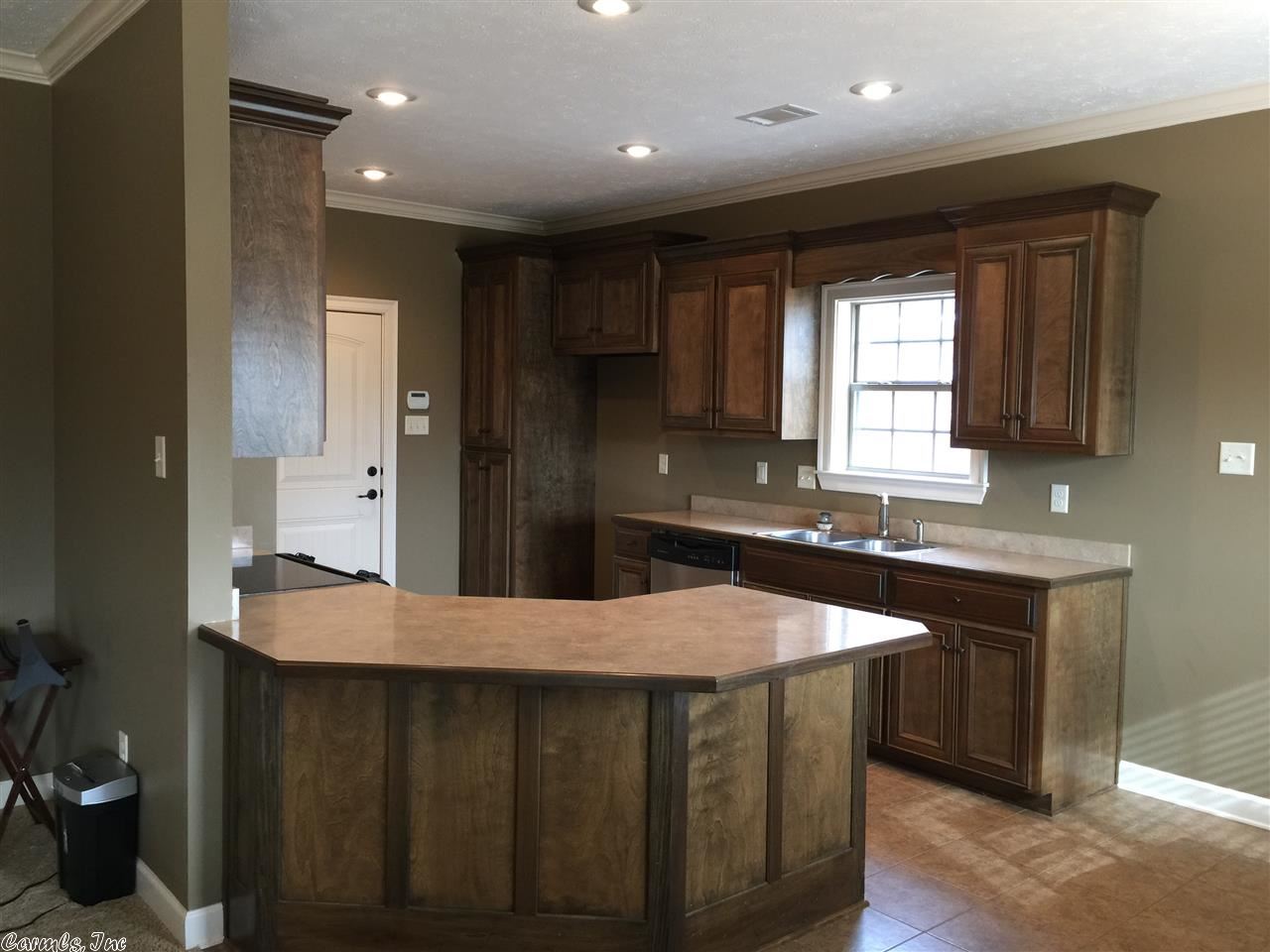 Oak Tree - Residential