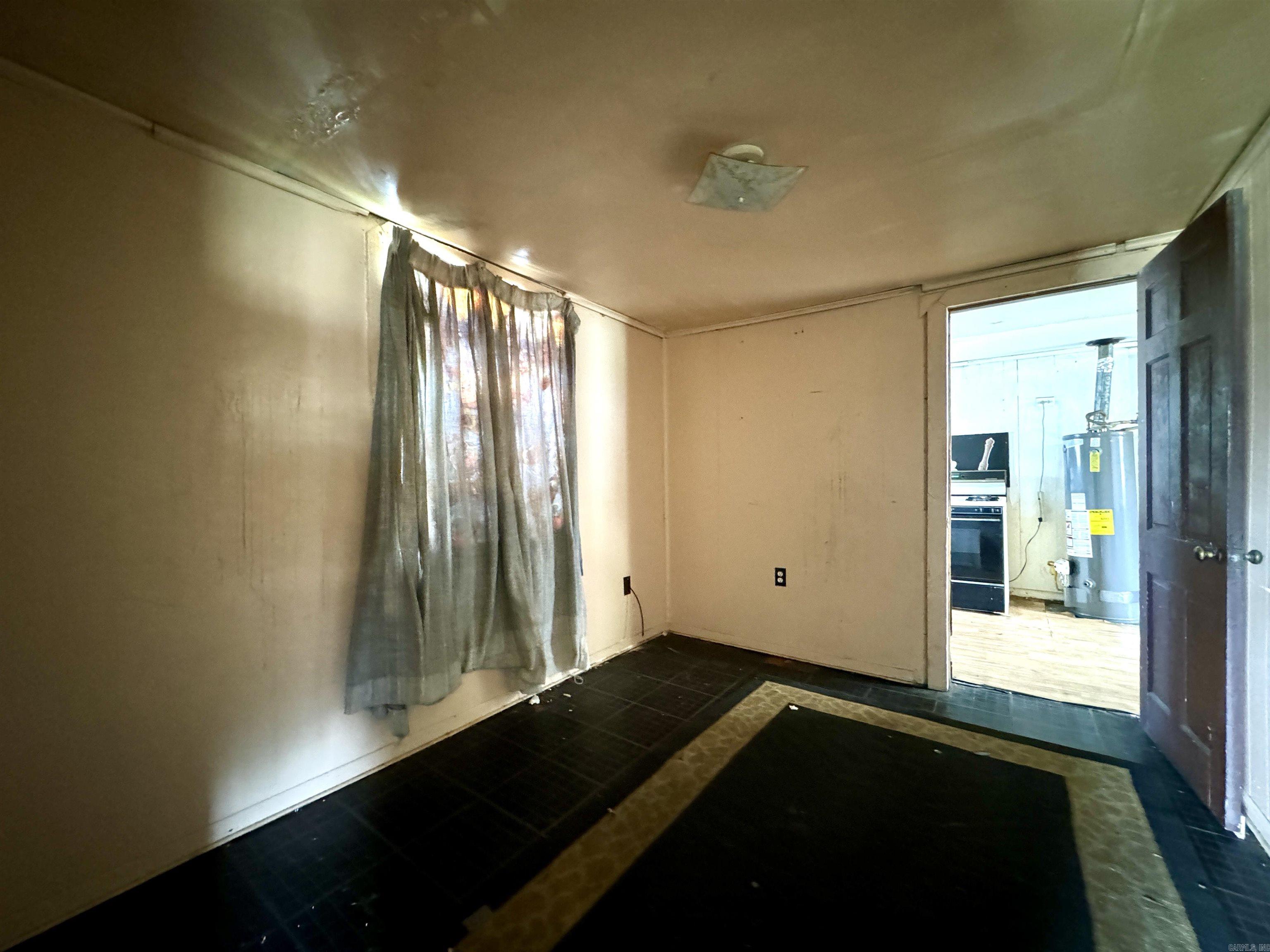 EAST CENTRAL - Residential