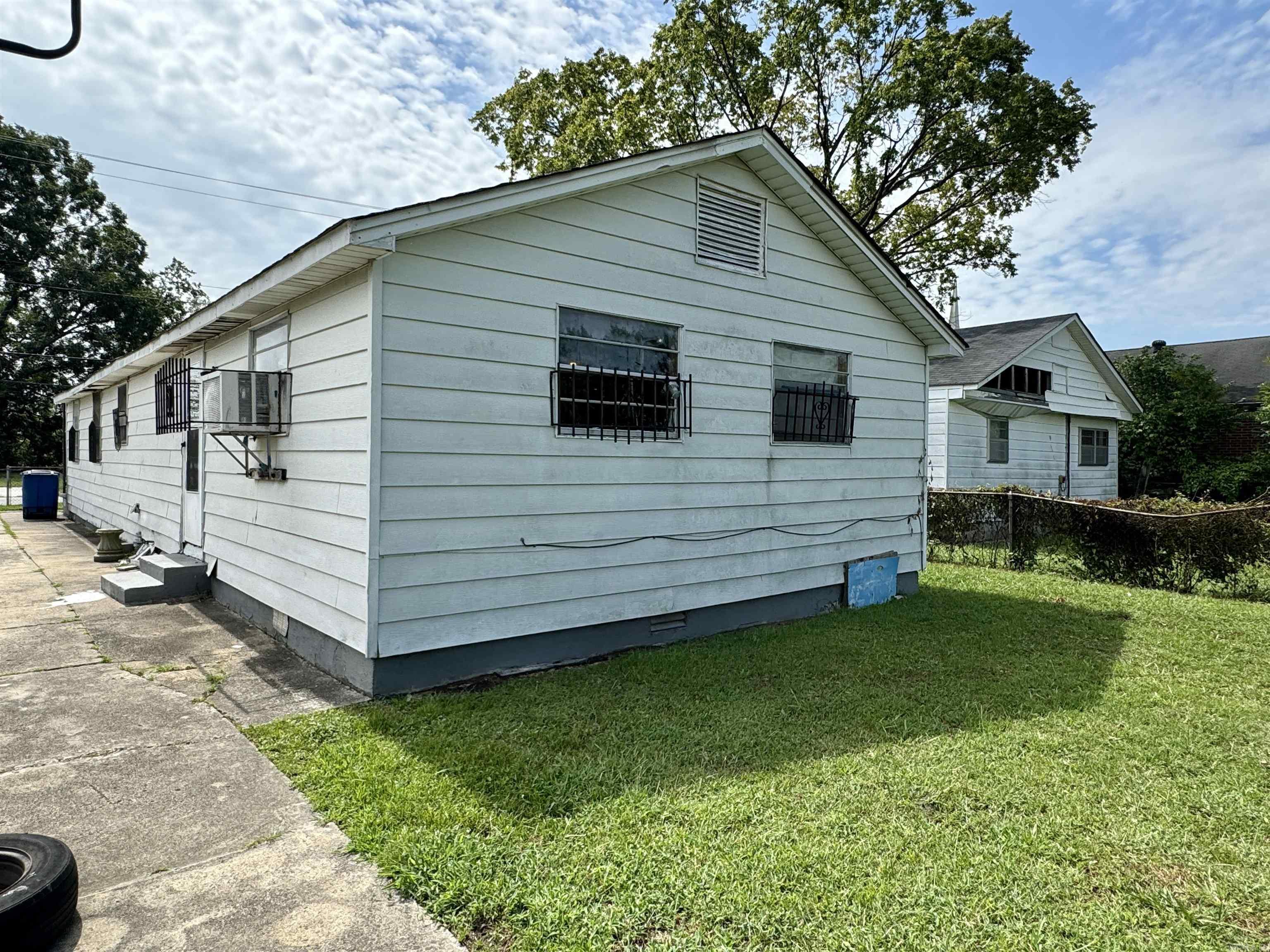 EAST CENTRAL - Residential