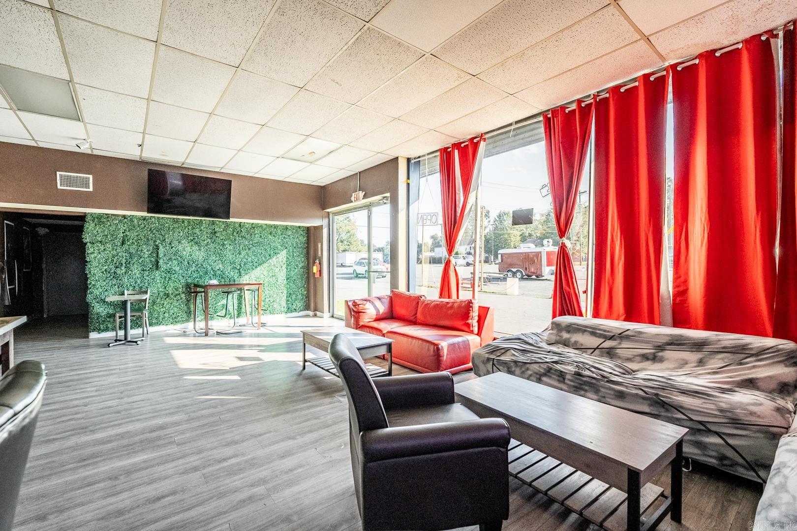 Little Rock - Commercial Sale