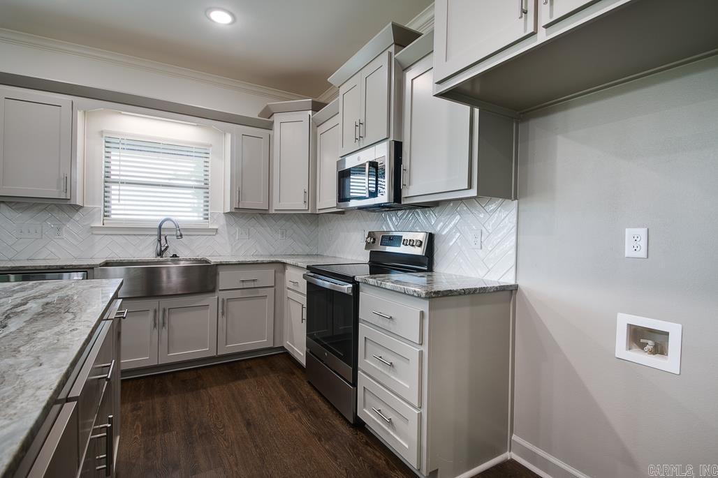 MOUNT TABOR ESTATES - Residential Lease