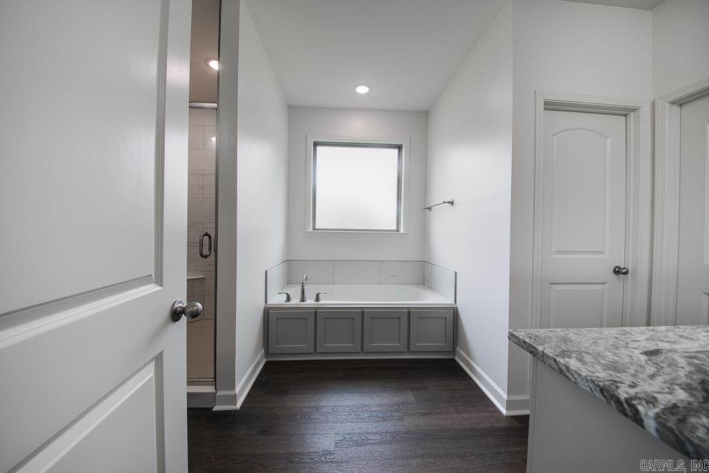 MOUNT TABOR ESTATES - Residential Lease