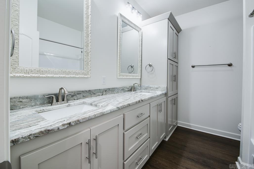 MOUNT TABOR ESTATES - Residential Lease