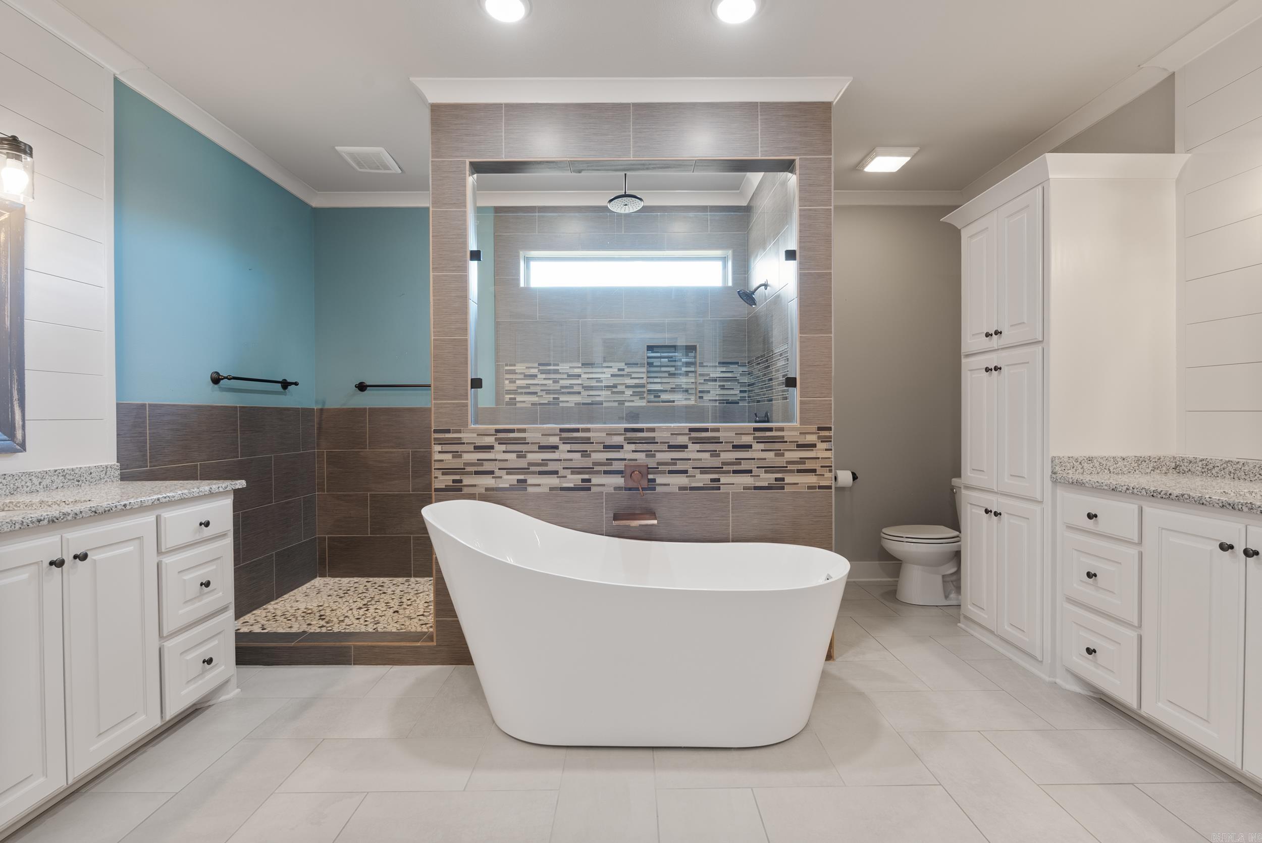 MOUNT TABOR ESTATES - Residential