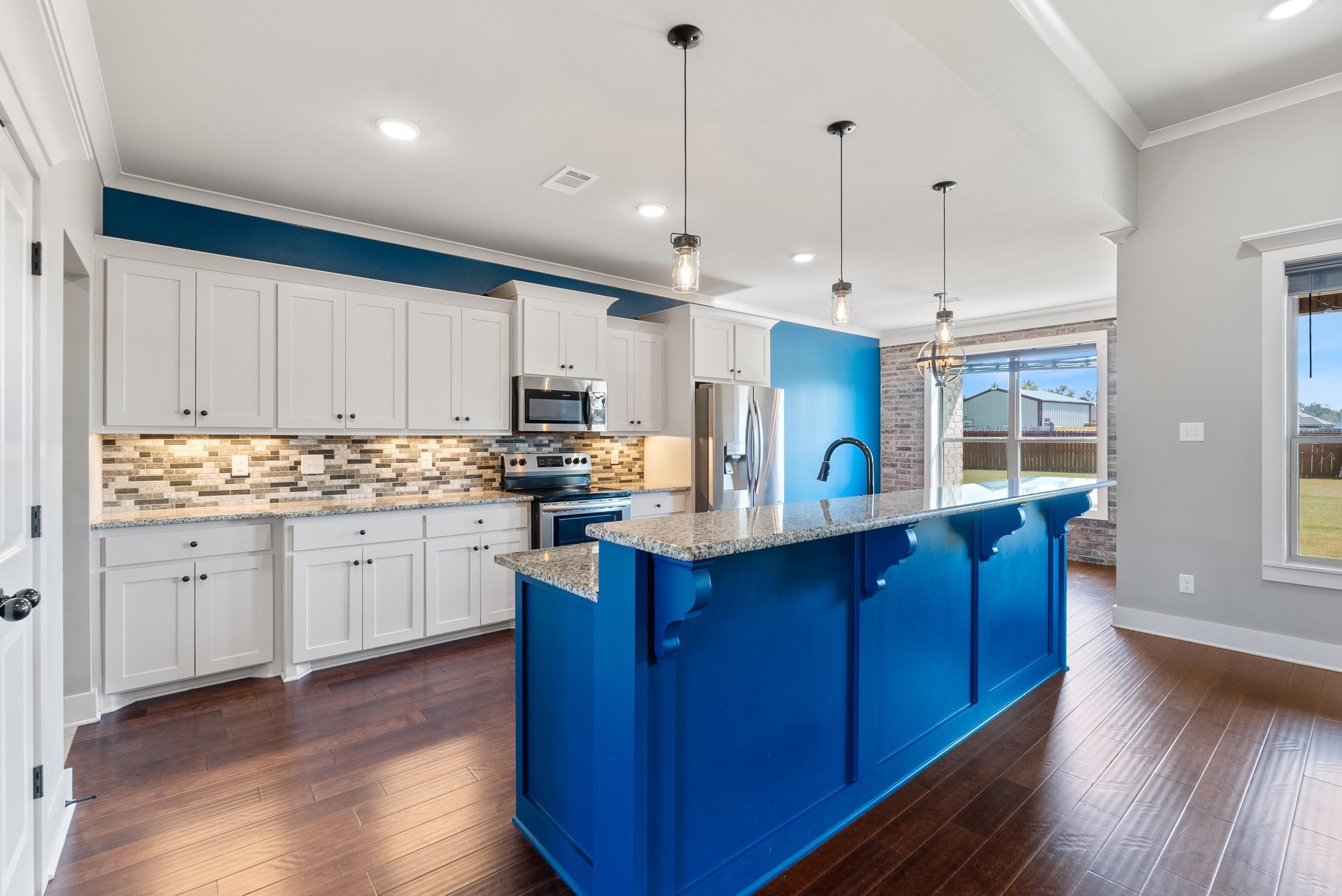 MOUNT TABOR ESTATES - Residential
