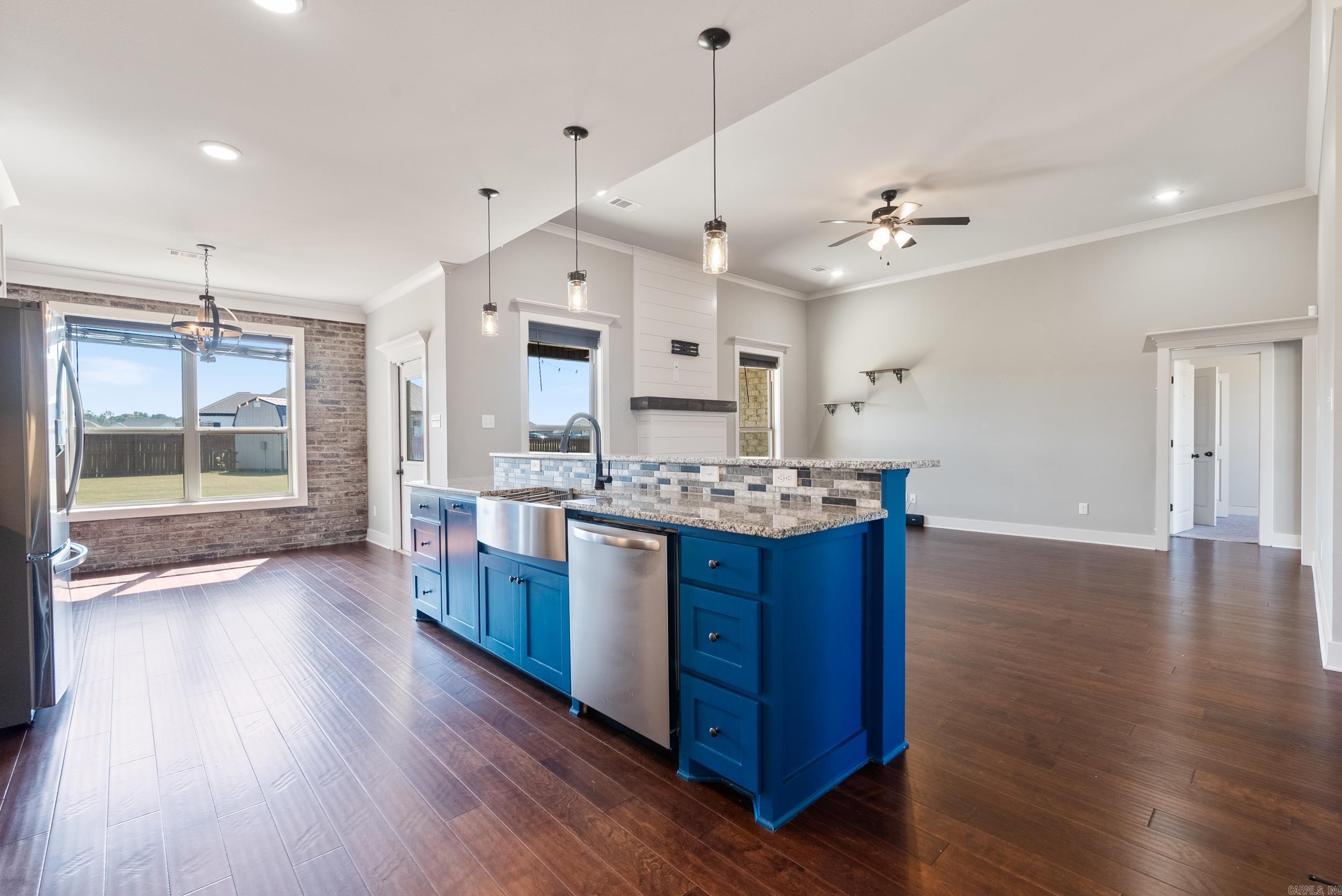 MOUNT TABOR ESTATES - Residential