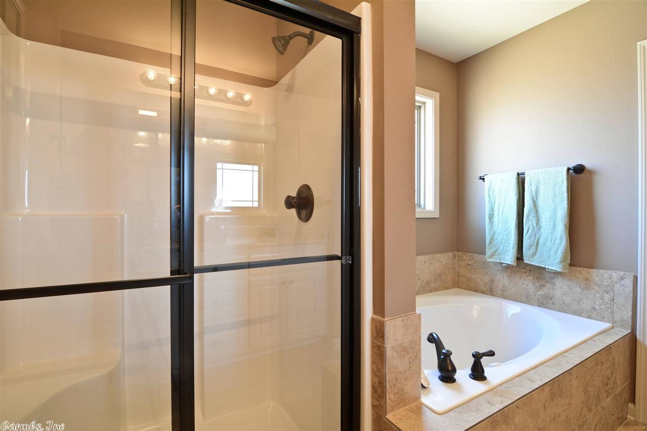 MILLERS GLENN - Residential