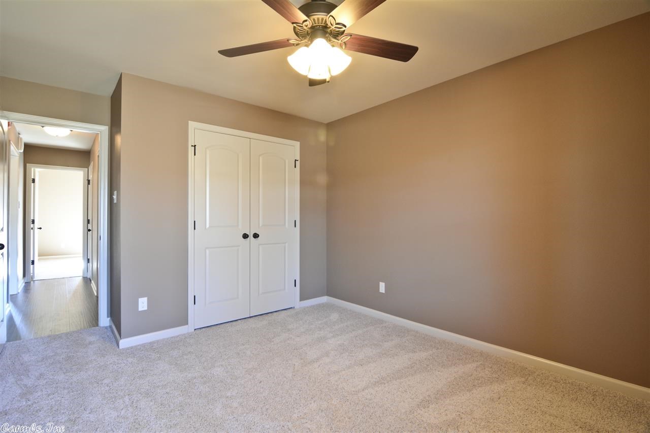 MILLERS GLENN - Residential