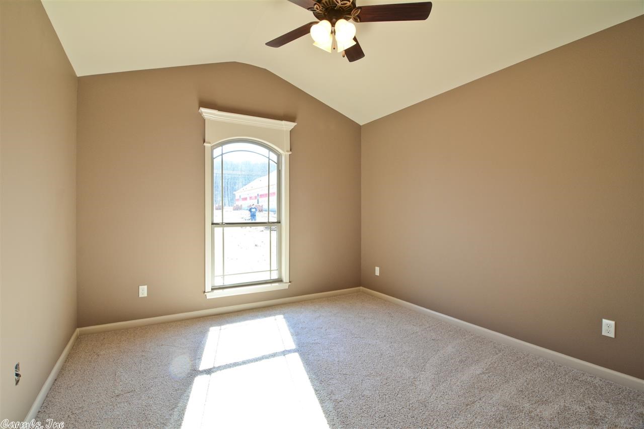 MILLERS GLENN - Residential