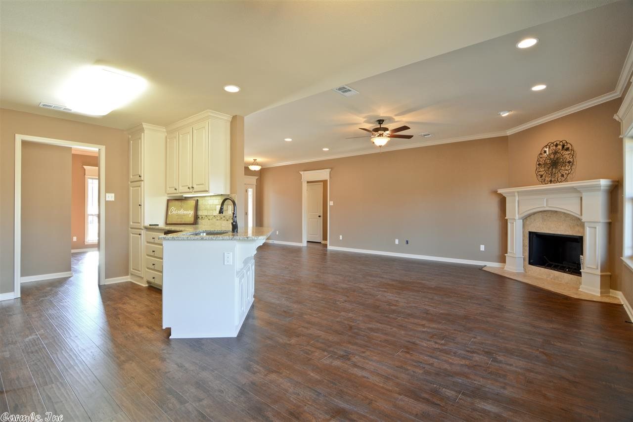 MILLERS GLENN - Residential