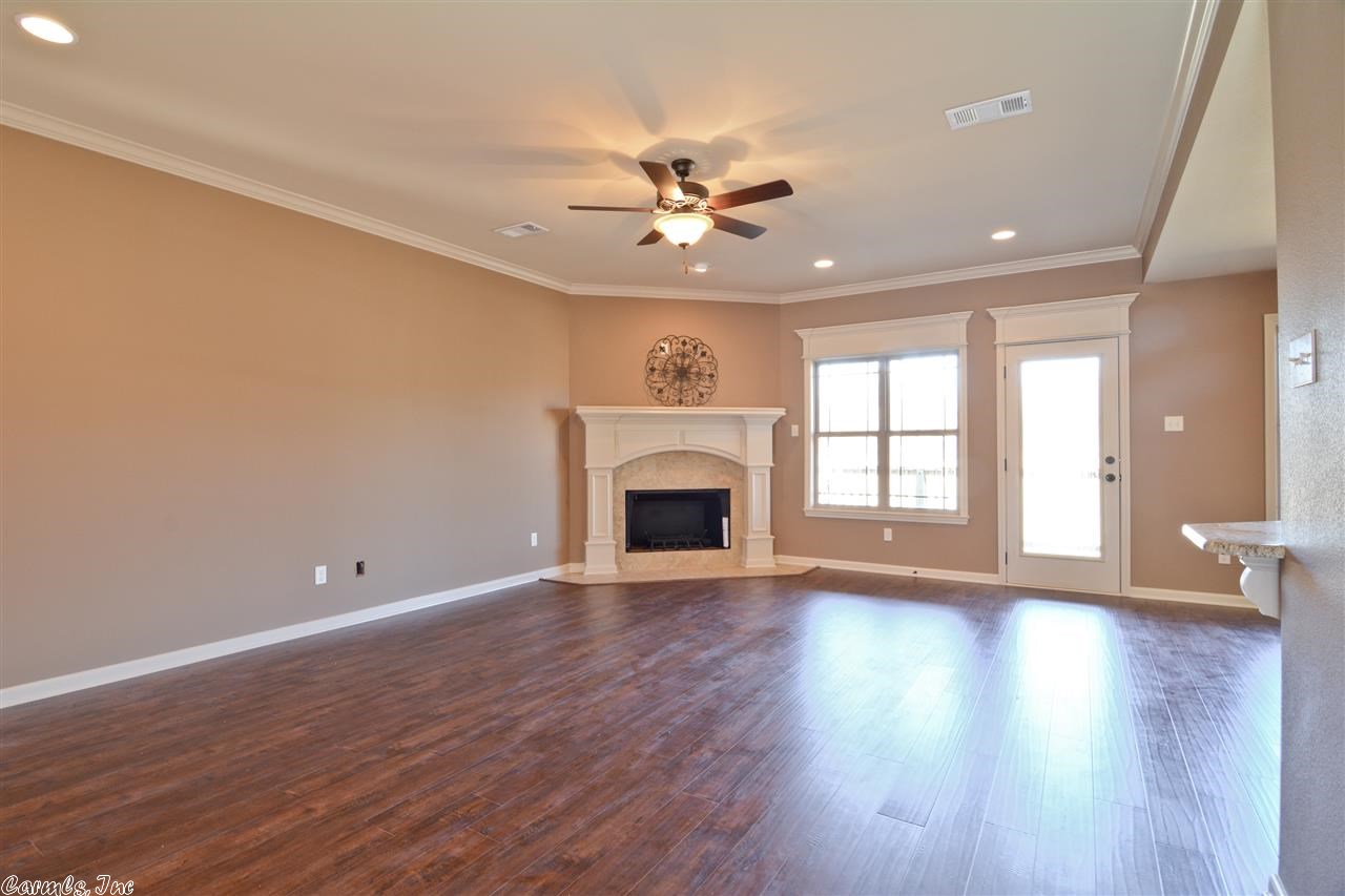 MILLERS GLENN - Residential