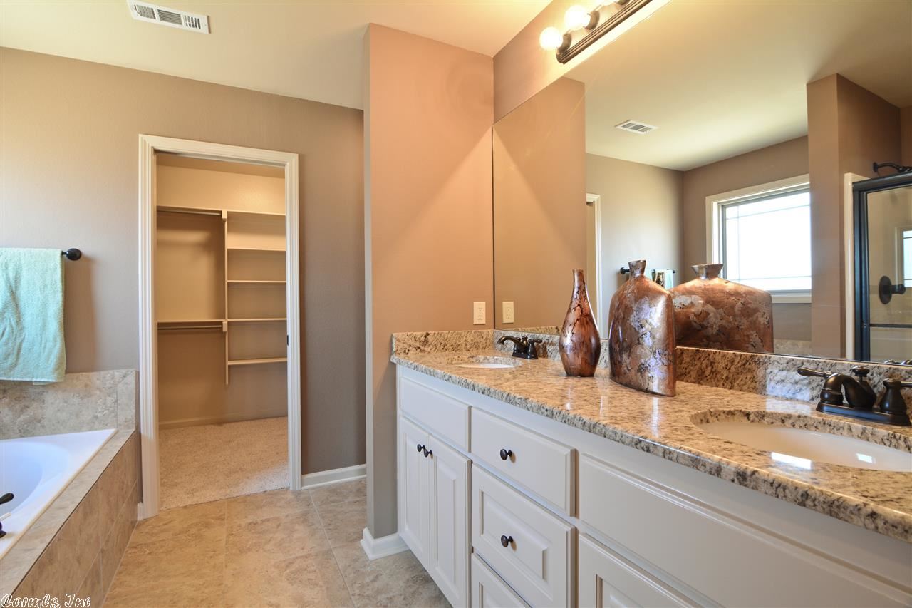 MILLERS GLENN - Residential