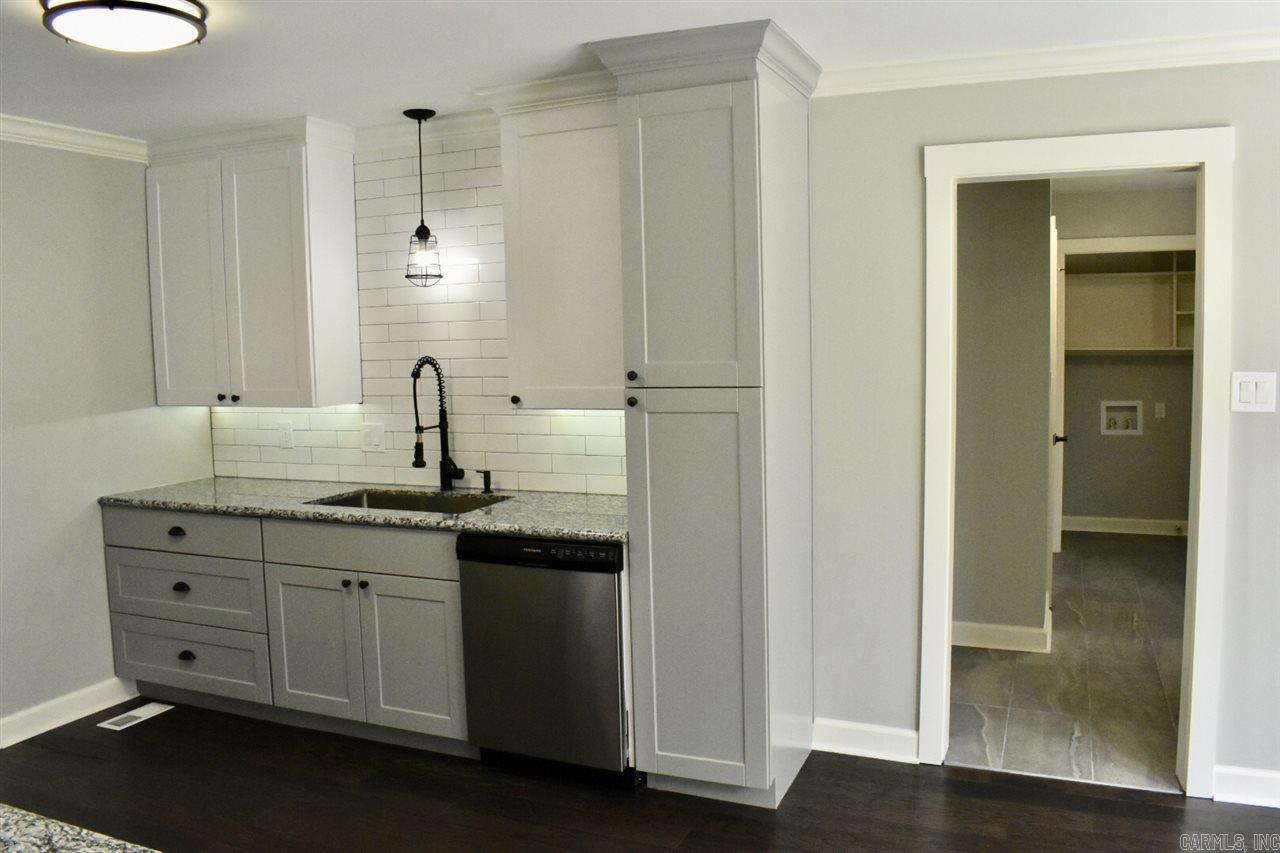 OTTER CREEK COMMUNITY - Residential