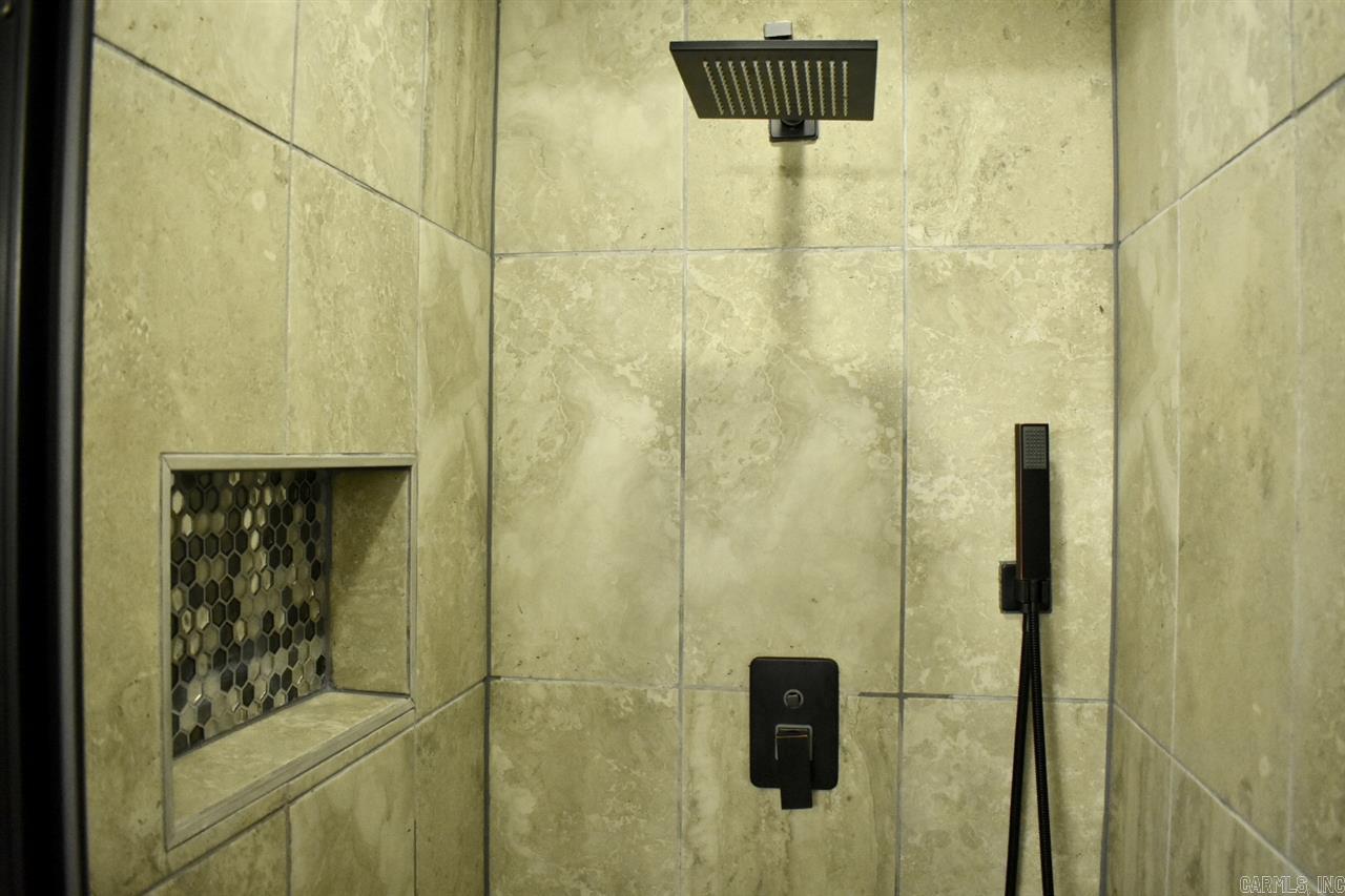 OTTER CREEK COMMUNITY - Residential