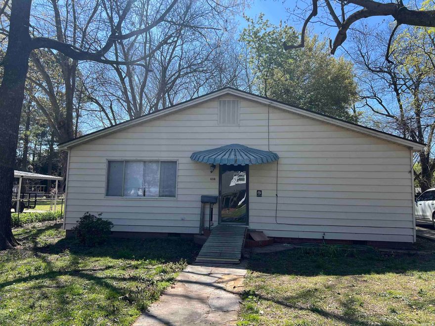 Looking for a great investment property?  This large home has beautiful original hardwoods and over 1700 sq ft ready for you to customize! Tucked in the heart of England this home is surrounded with wonderfully upkeep larger homes so you are walking in with instant equity. This family has loved this home for many years and it has served its purpose for care and memory making.  The bedrooms are large, kitchen has tons of counter tops & cabinets, the bathroom is huge and all spaces are in good condition. This home is situated on a huge lot, with a back deck and also has a storm cellar & shed in the backyard. No functioning HVAC/Furnace.  Please note, this home is AS IS. Agents, see agent remarks.