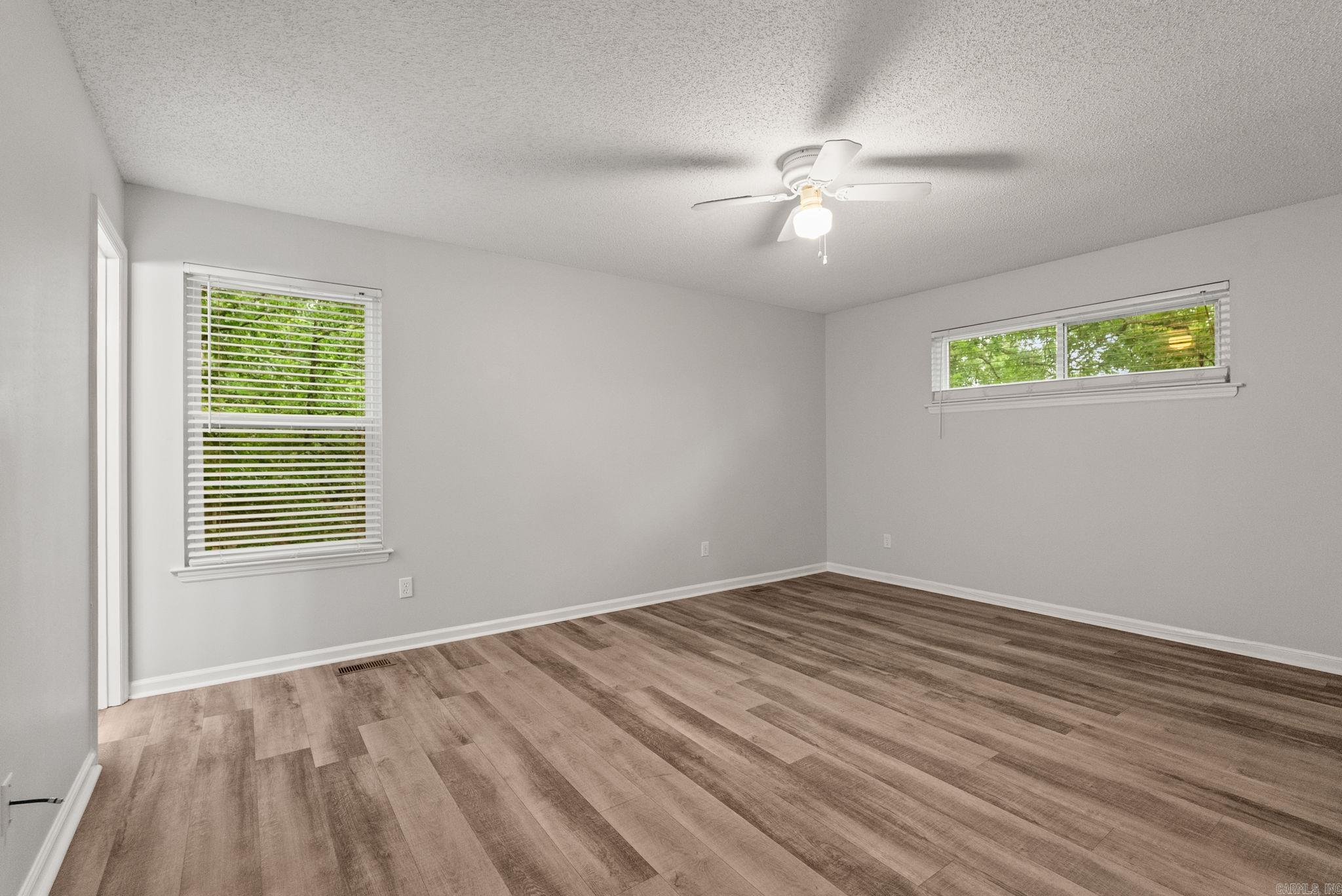 PLEASANT VIEW - Residential