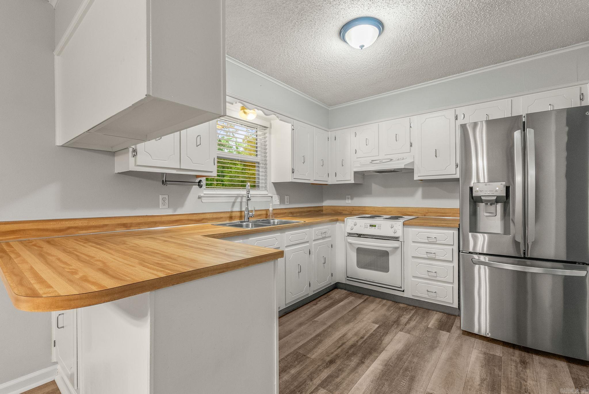 PLEASANT VIEW - Residential