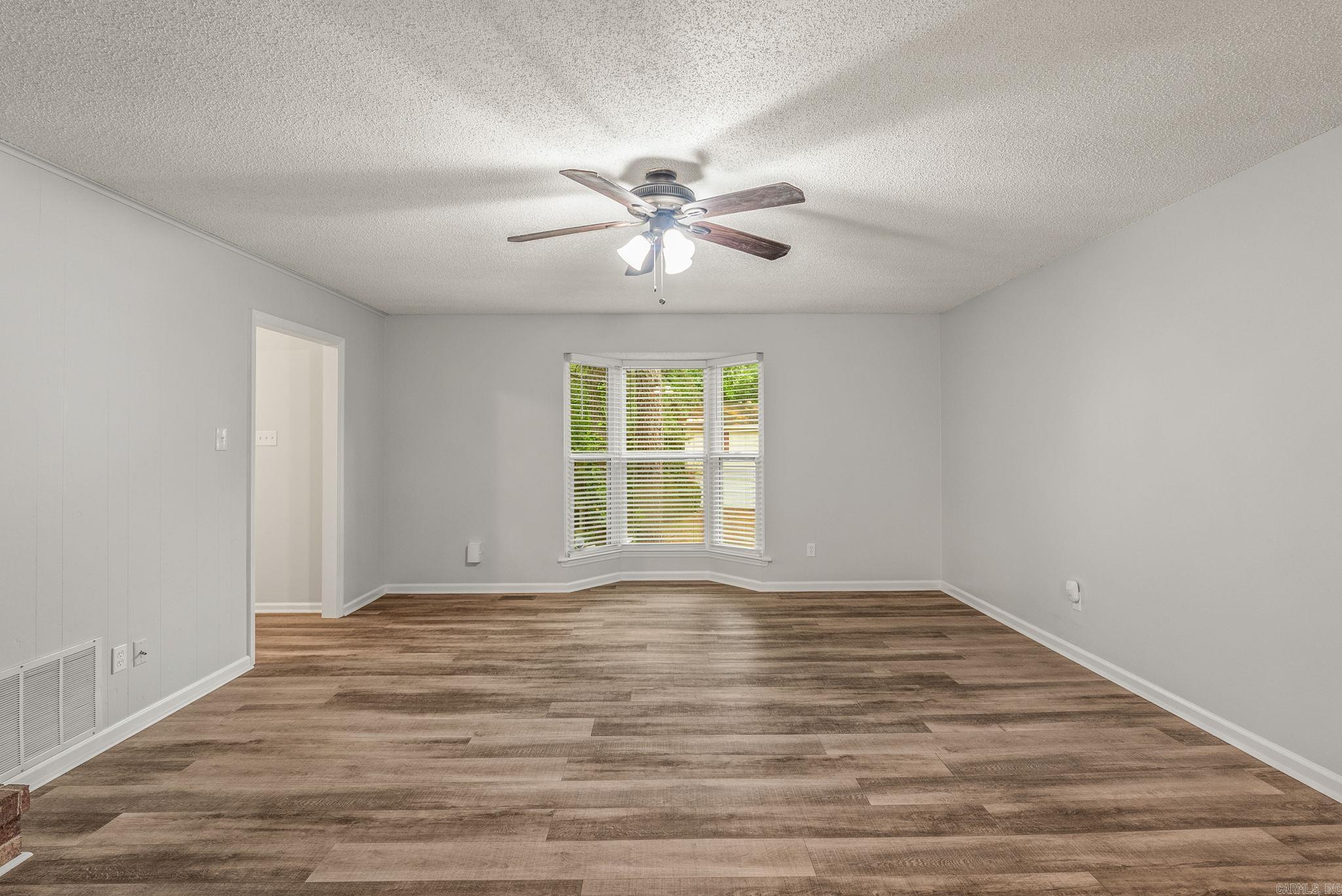 PLEASANT VIEW - Residential