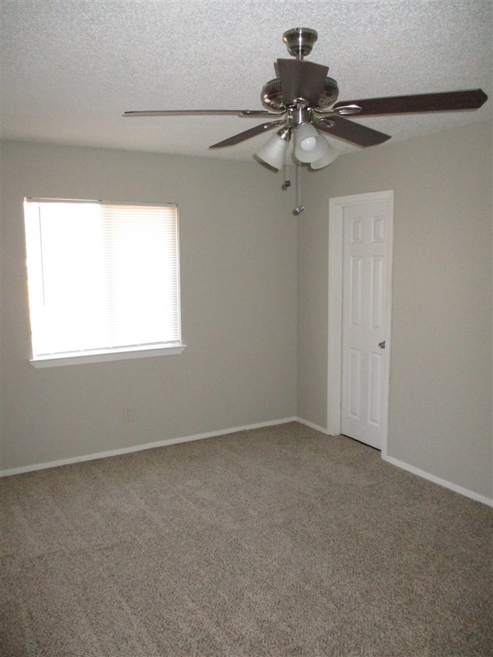 Kingspark to Cook Mountain Villa - Residential Lease