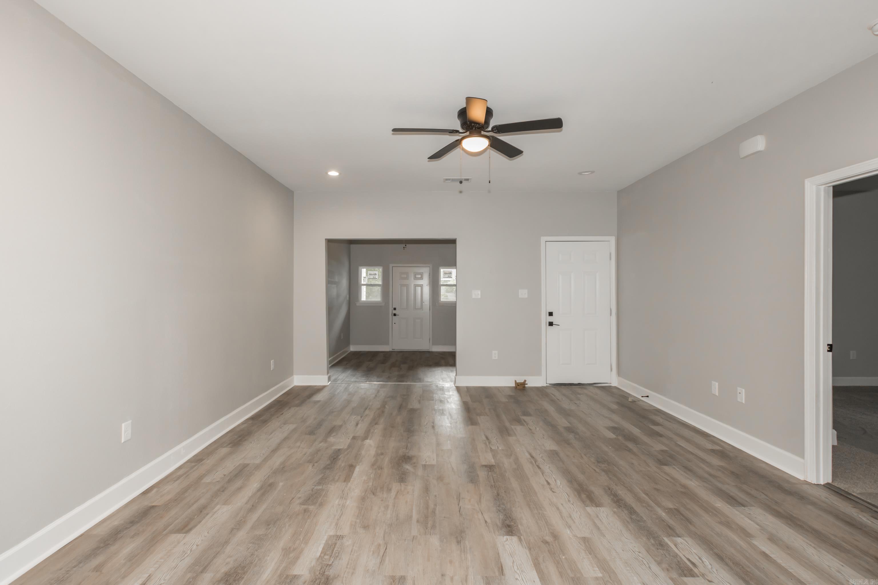 BARROW JOHN - Residential