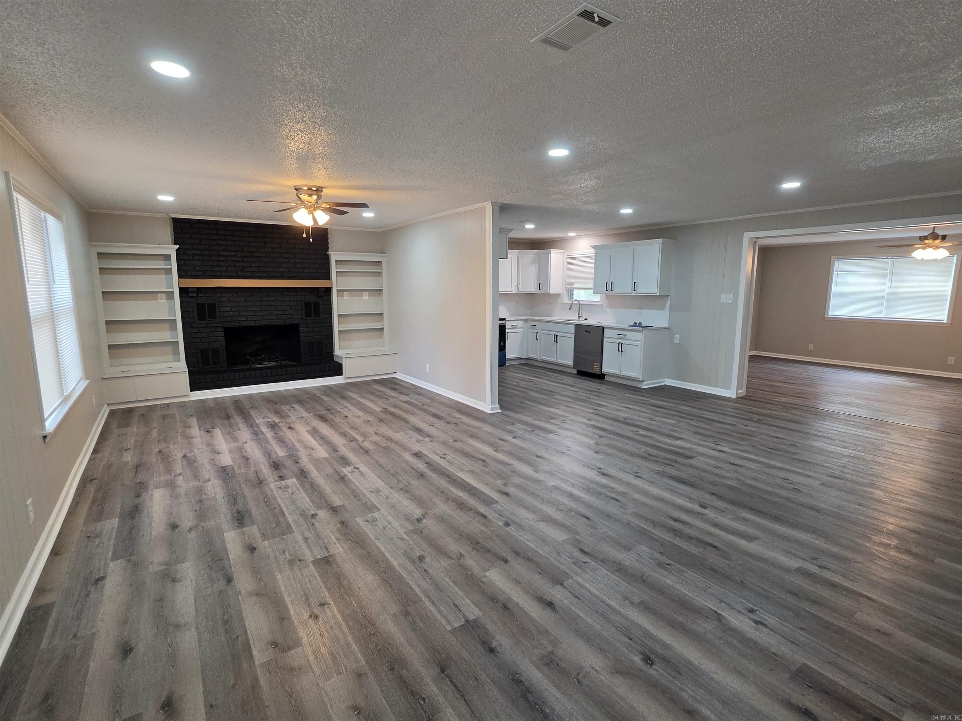 ALEXANDER - Residential