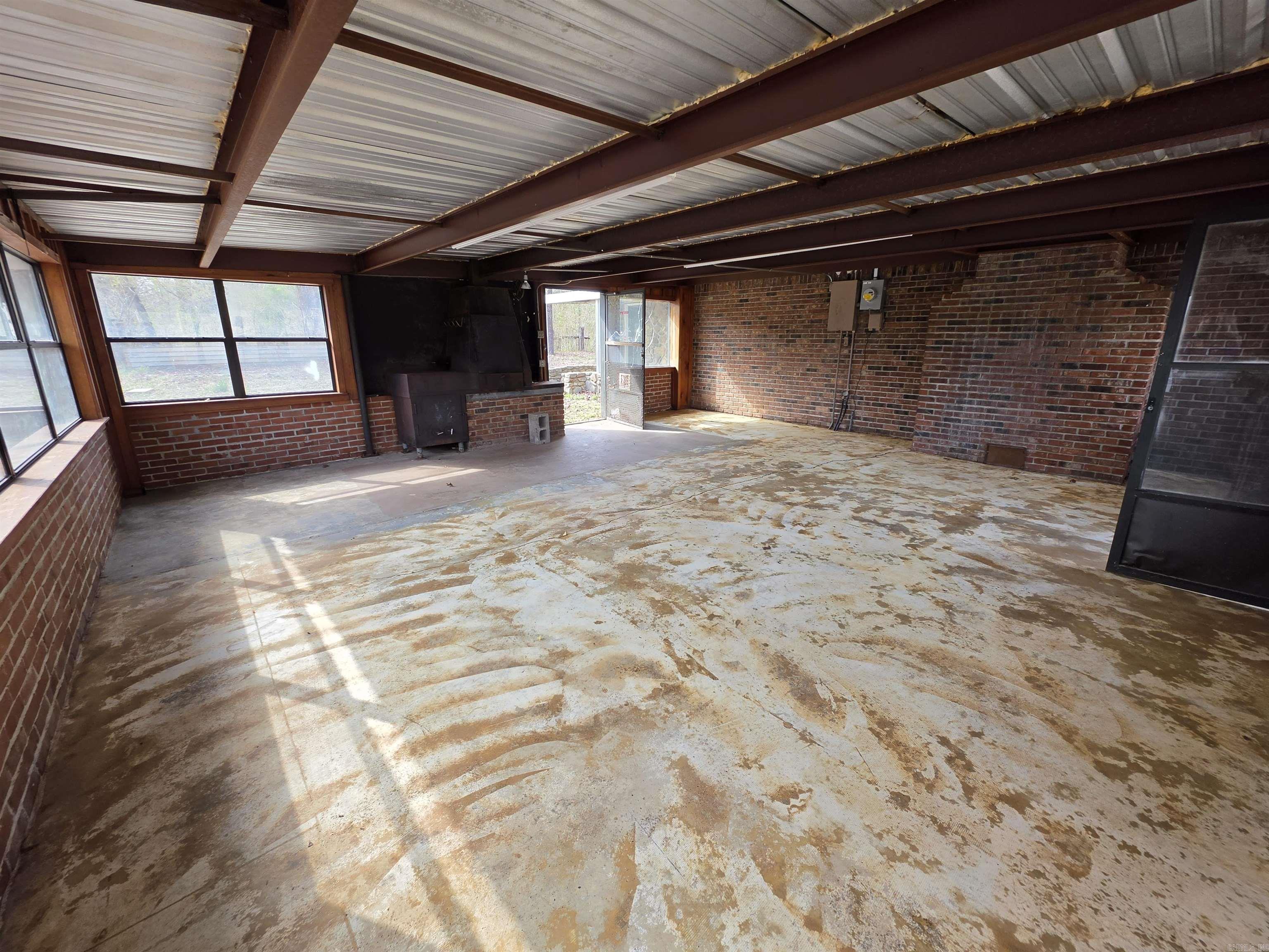 ALEXANDER - Residential