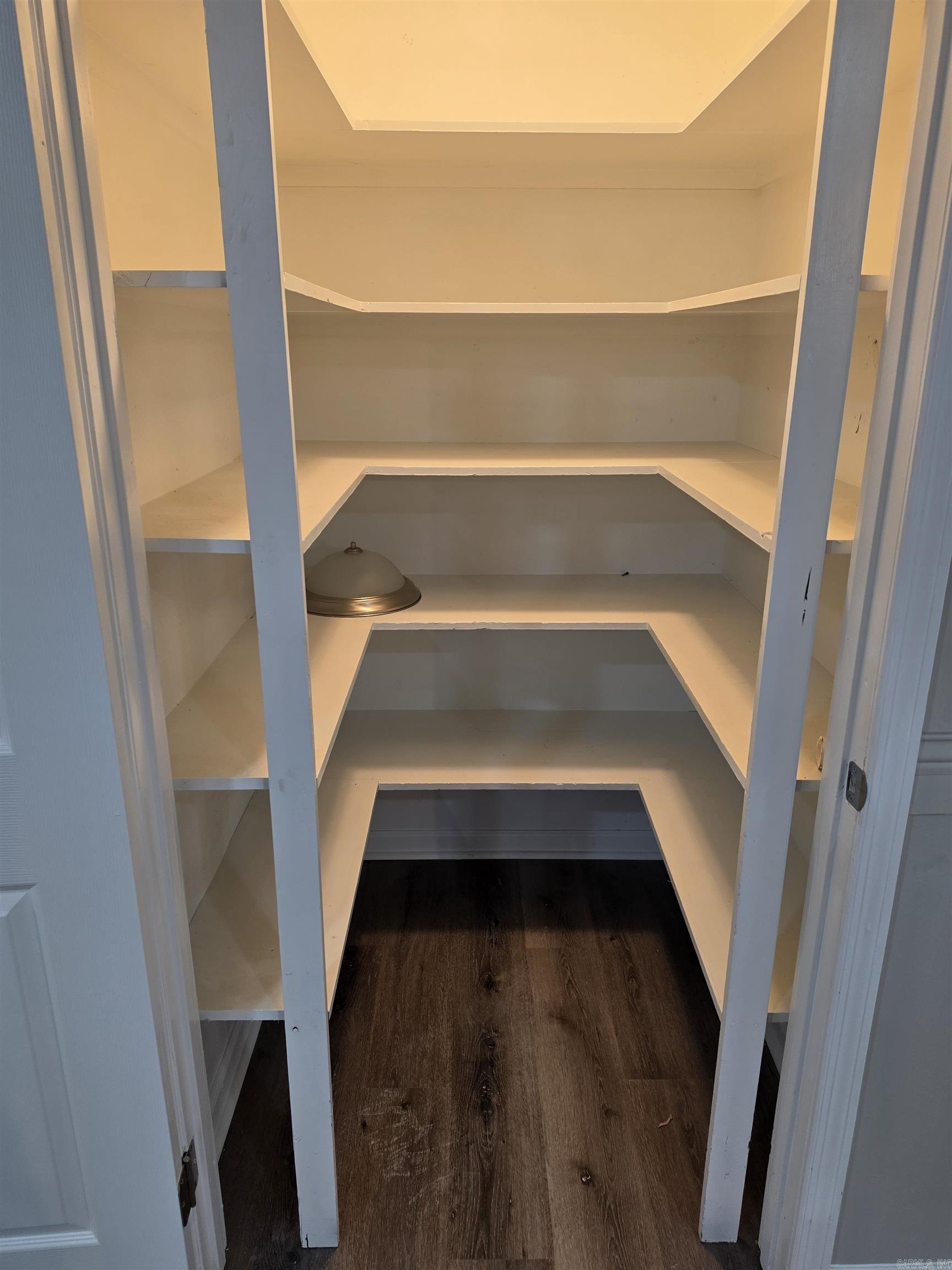 ALEXANDER - Residential