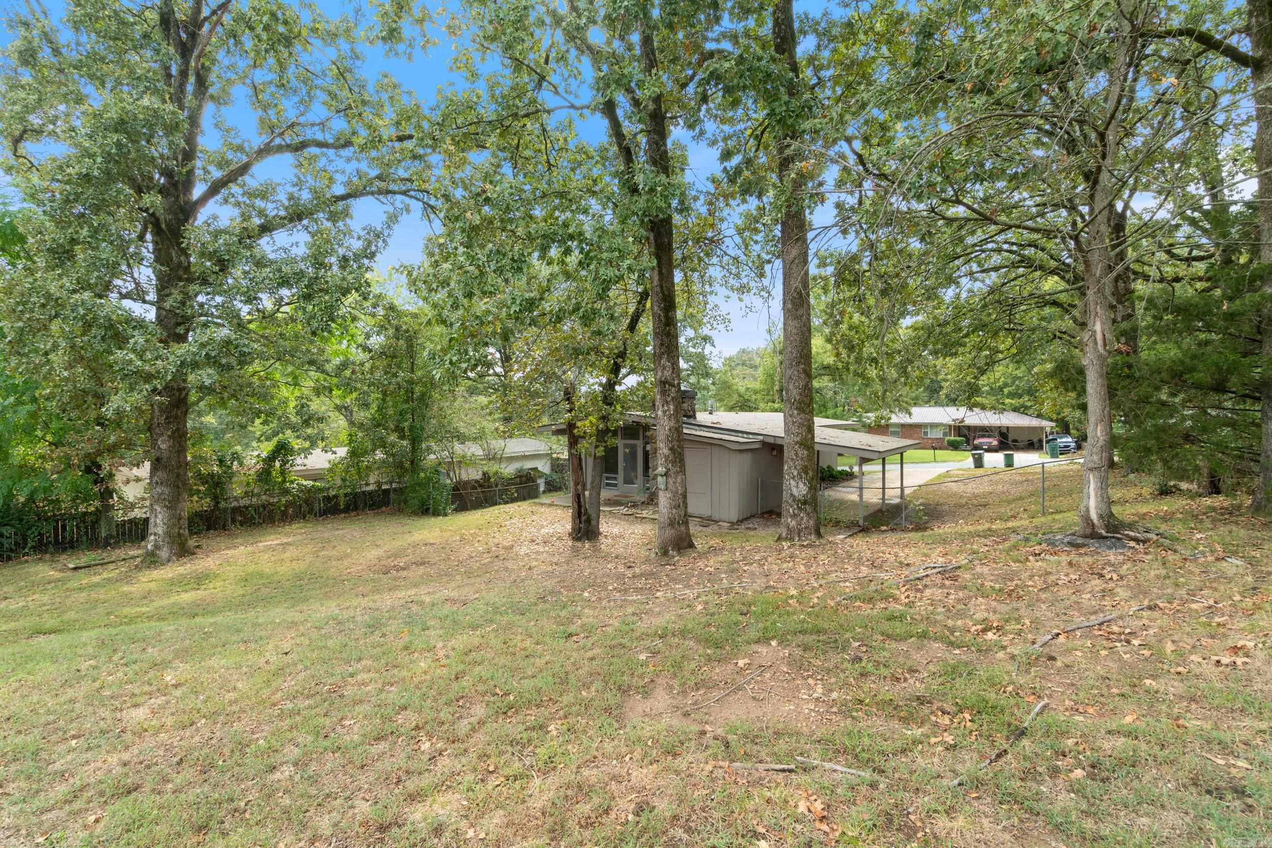 MEADOWCLIFF - Residential