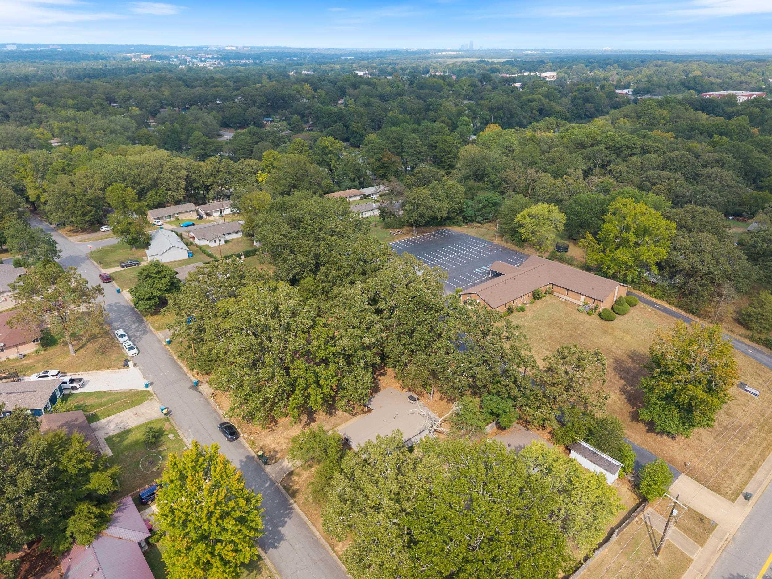 MEADOWCLIFF - Residential