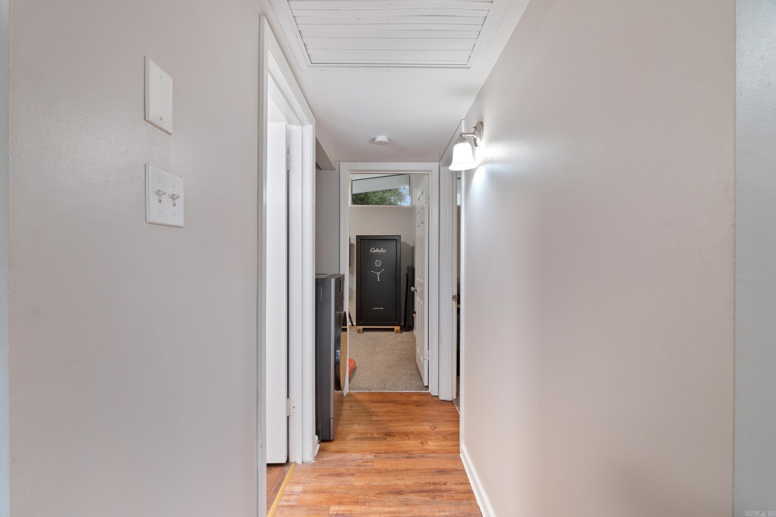 MEADOWCLIFF - Residential