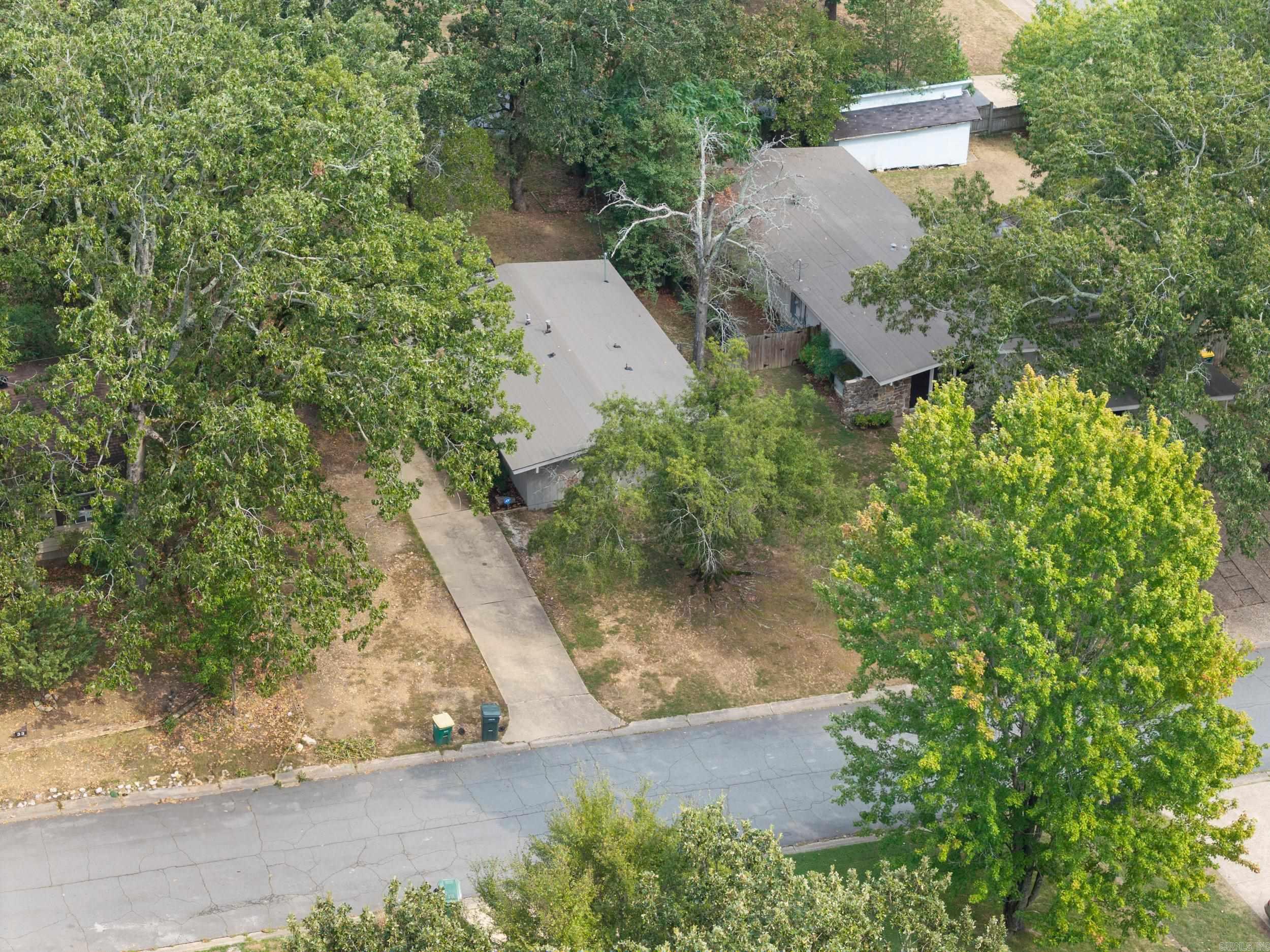 MEADOWCLIFF - Residential