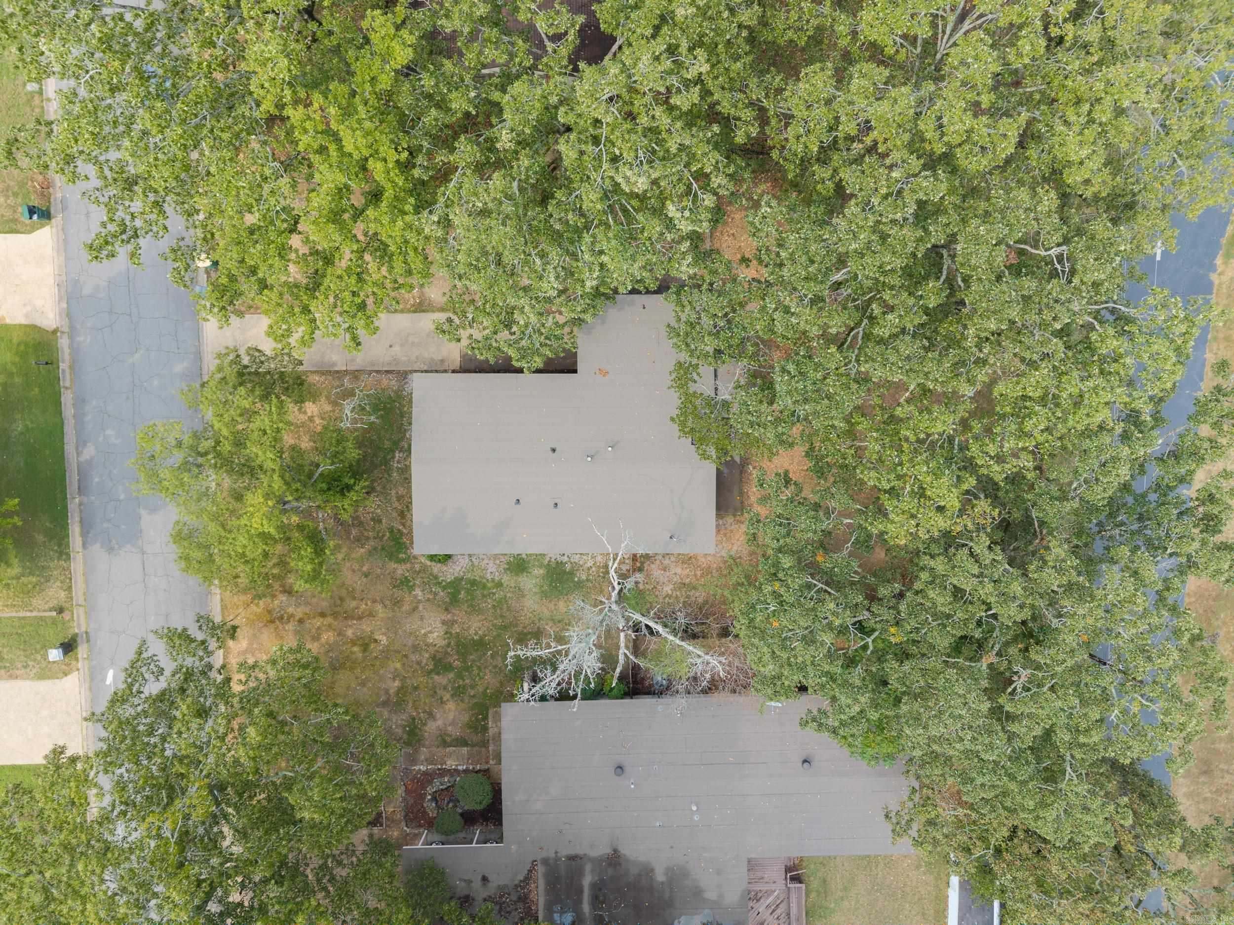 MEADOWCLIFF - Residential