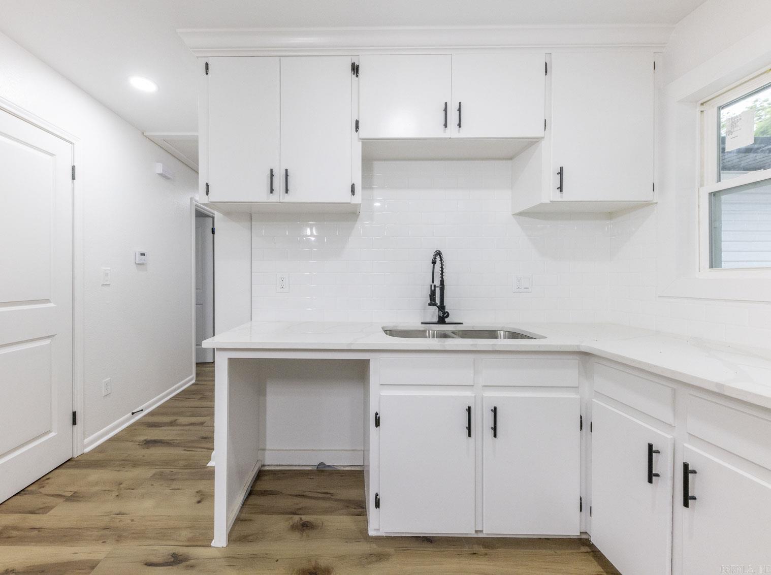 BELMONT - Residential