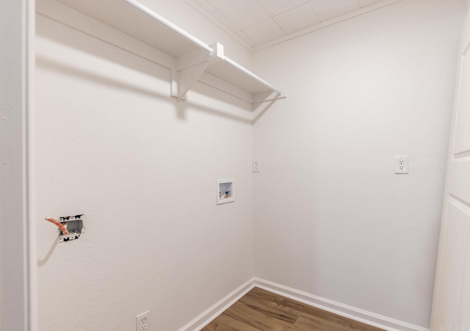 BELMONT - Residential