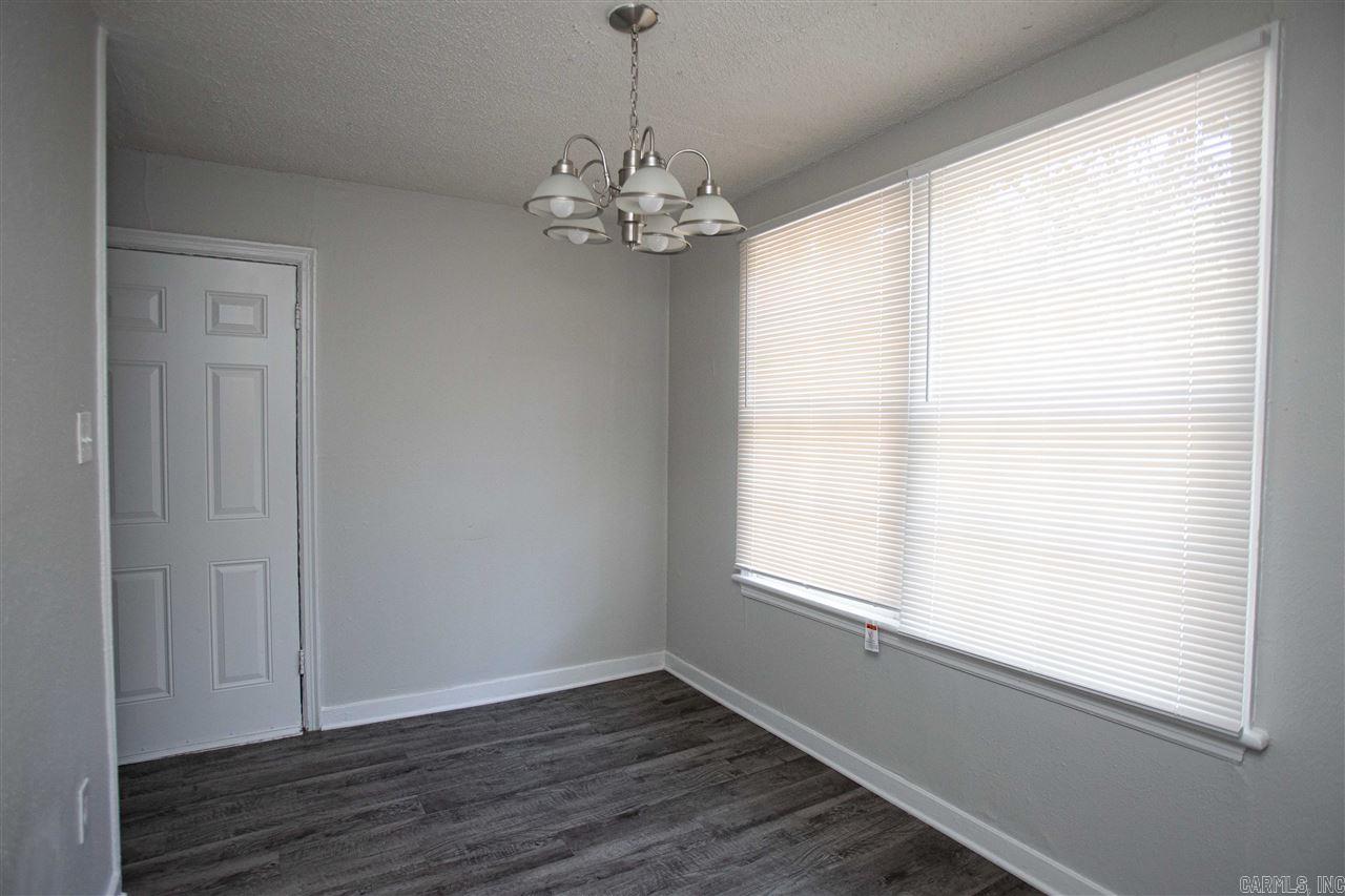 OAK FOREST - Residential Lease