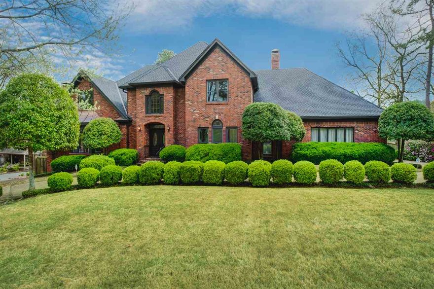 Stately Joe Hughes custom home w/ beautiful views of the Pleasant Valley golf course. Wonderful floor plan for entertaining both indoor & outdoor. Amenities include 9ft ceilings w/ the master on the main level, oak hardwood floors, a beautifully renovated kitchen & laundry room w/ high-end appliances, granite & custom cabinets. Three beds, 2.5 baths & a game room upstairs. Professionally landscaped grounds include a pool on a large, half acre lot w/ circle drive plus additional parking down the left.