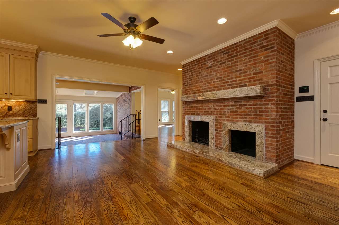 PLEASANT VALLEY - Residential
