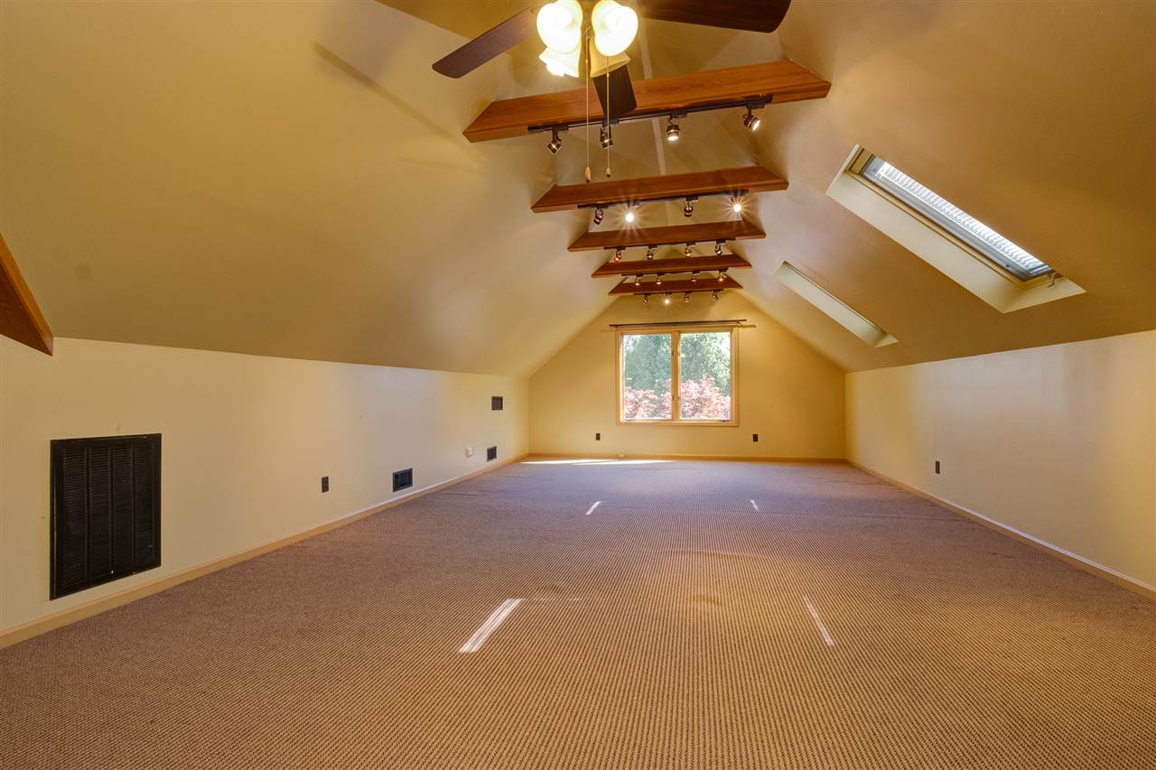 PLEASANT VALLEY - Residential