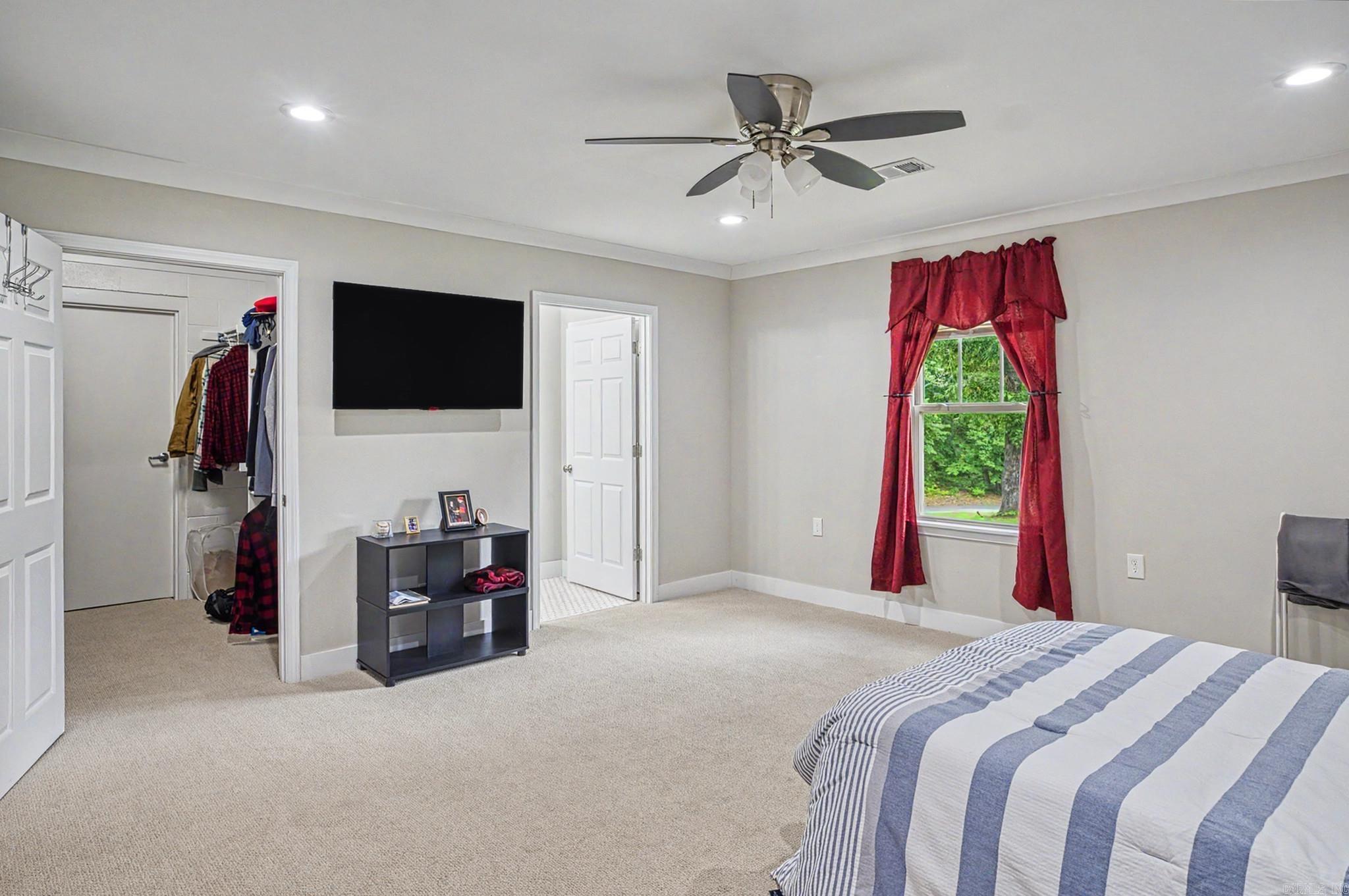 Crest View - Residential
