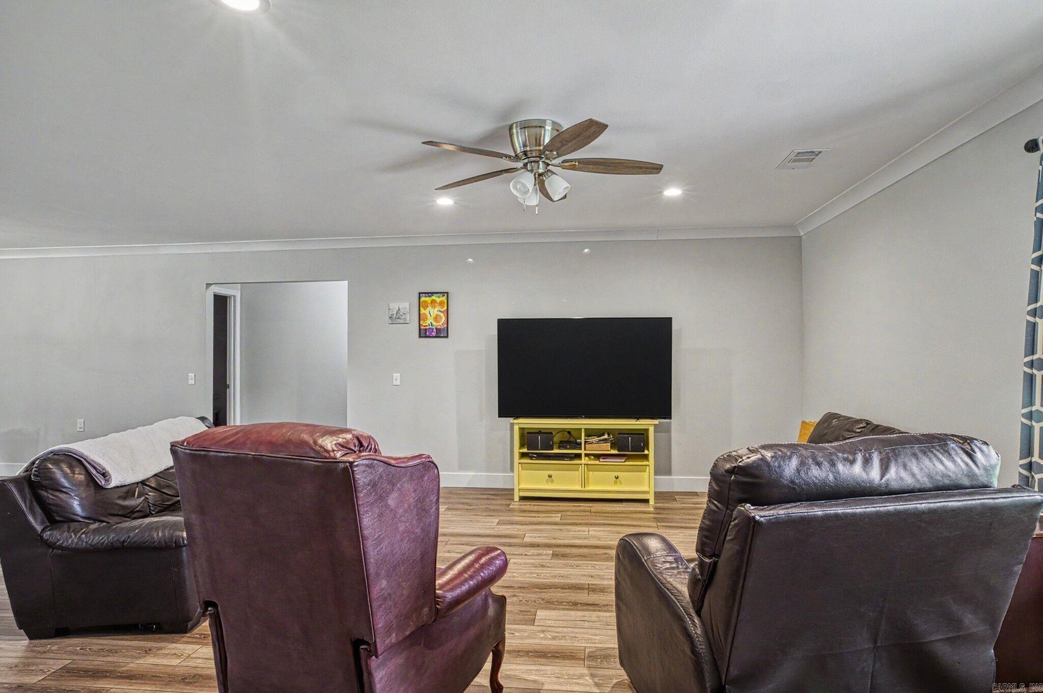 Crest View - Residential