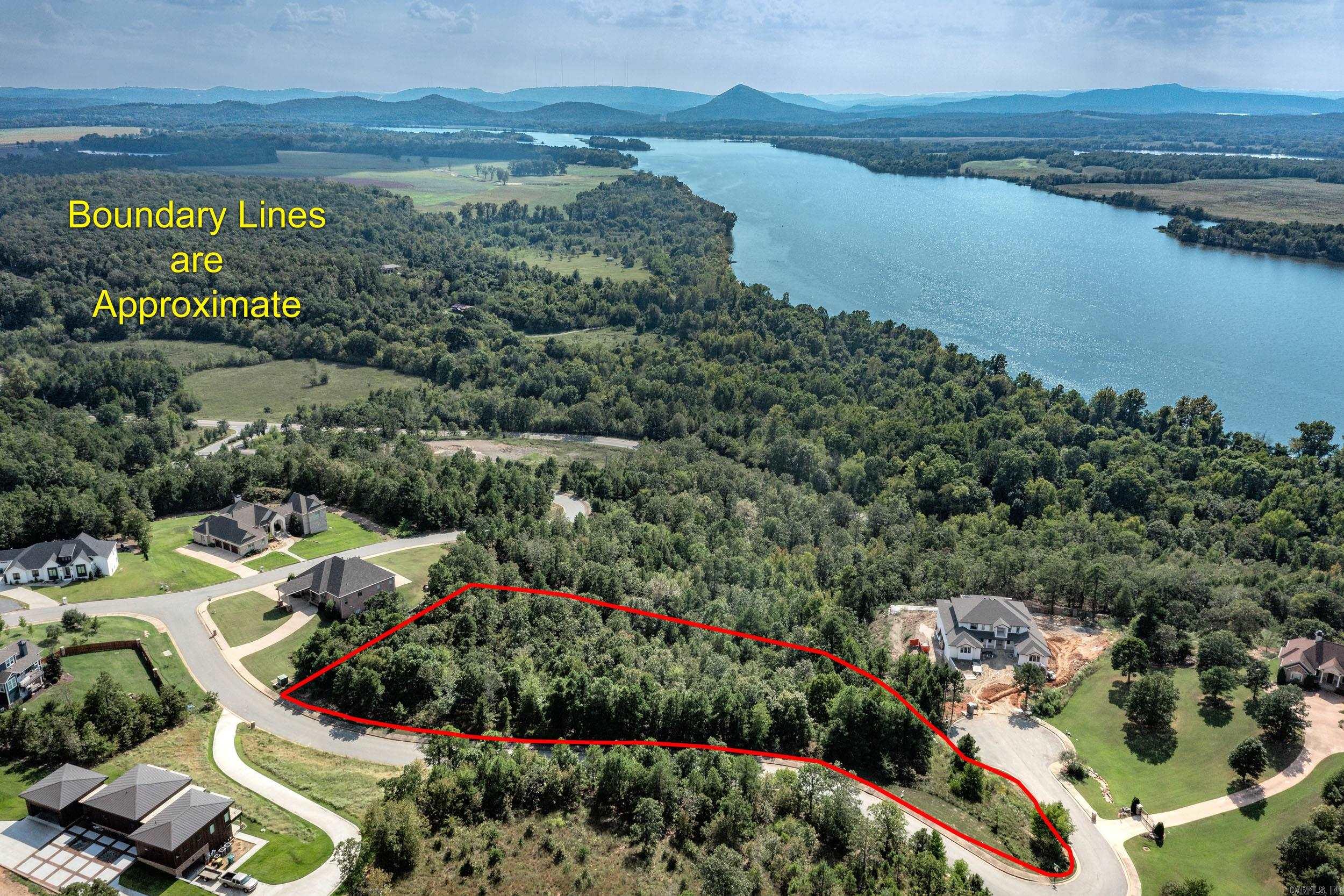 MOUNTAIN CREST ESTATES - Land