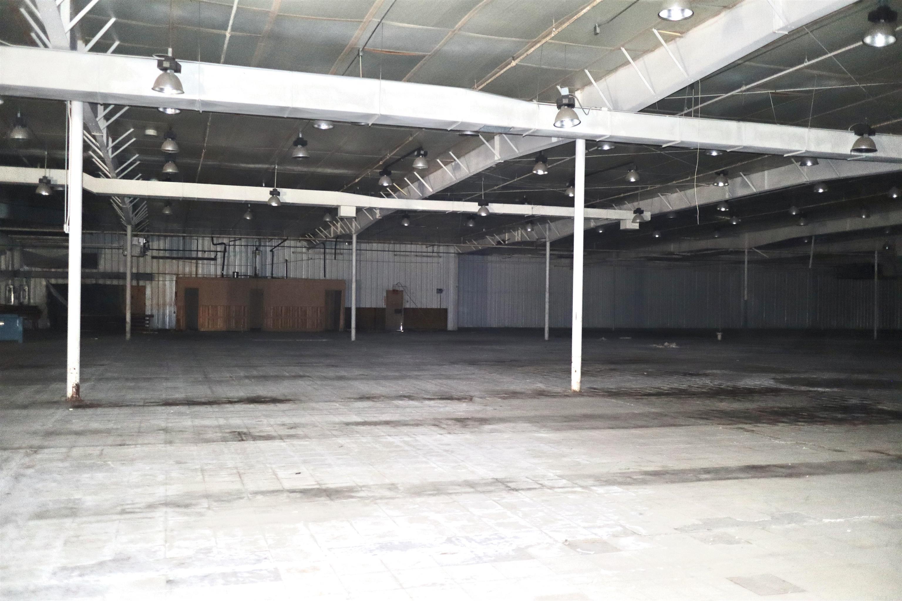 VAIL S/D TAX REPLAT - Commercial Sale