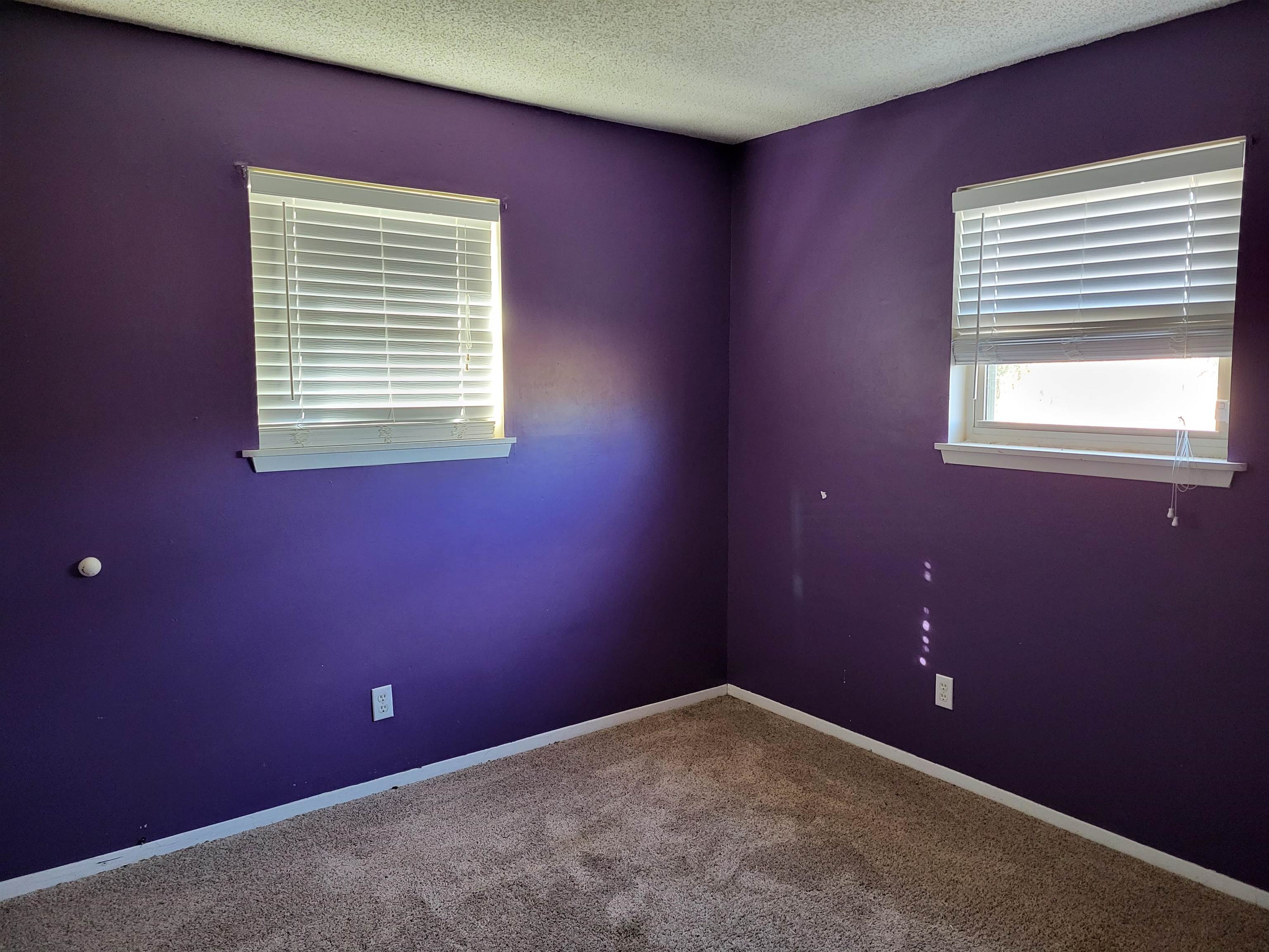 Twin Oaks - Residential