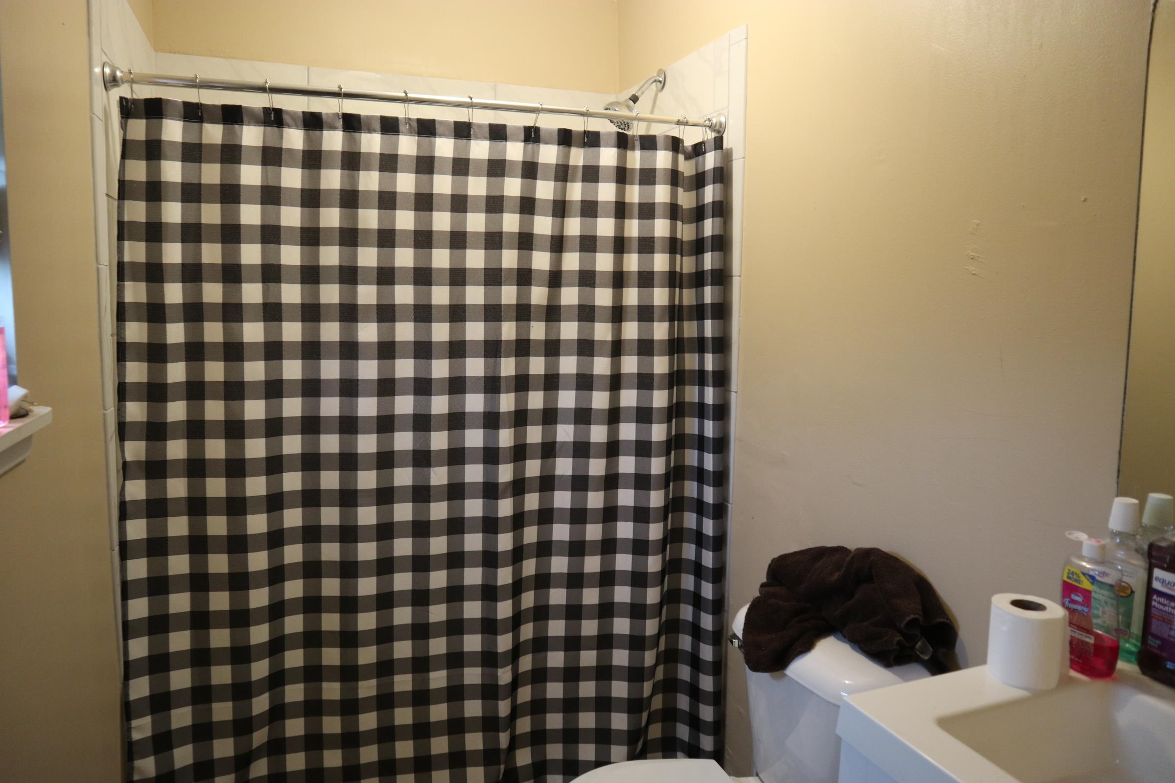 Twin Oaks - Residential