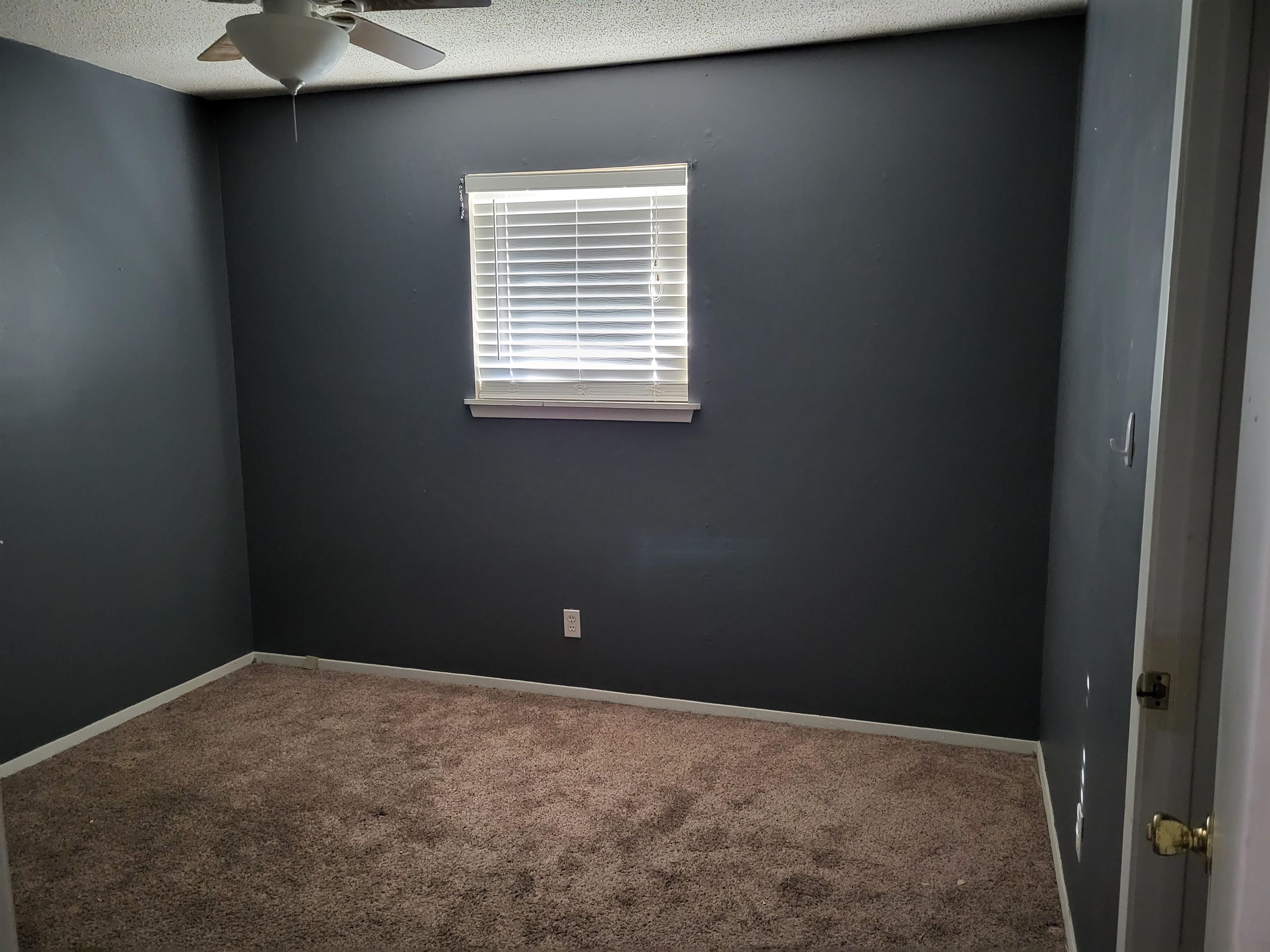 Twin Oaks - Residential